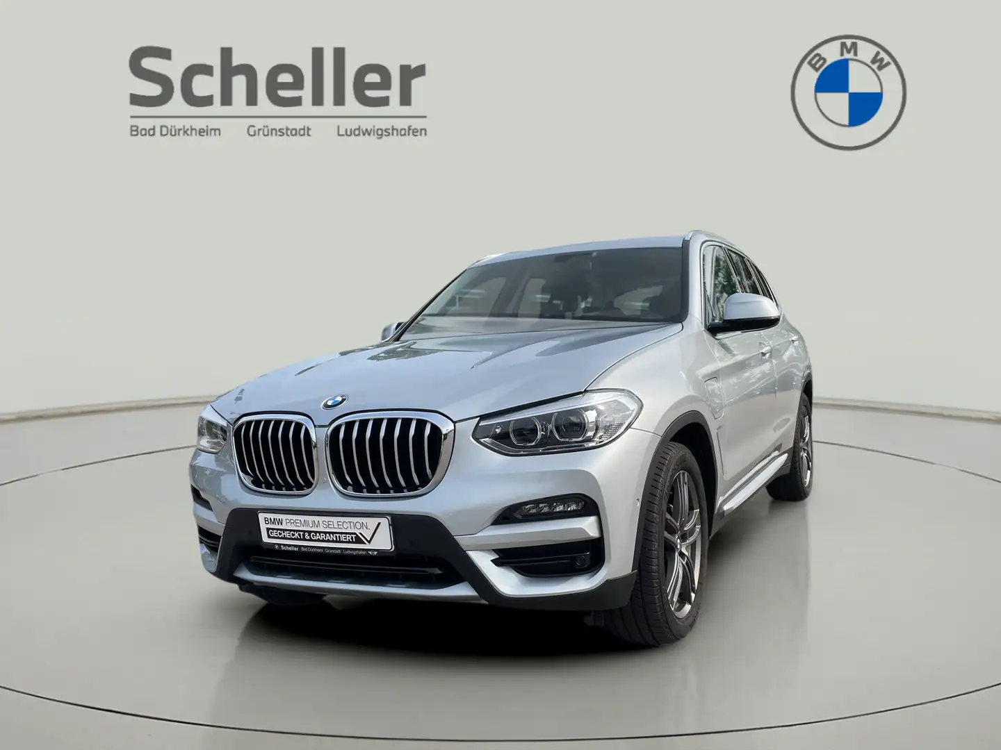 BMW X3 xDrive30e (2017 - 2021) Head-Up DAB LED AHK Grau - 1