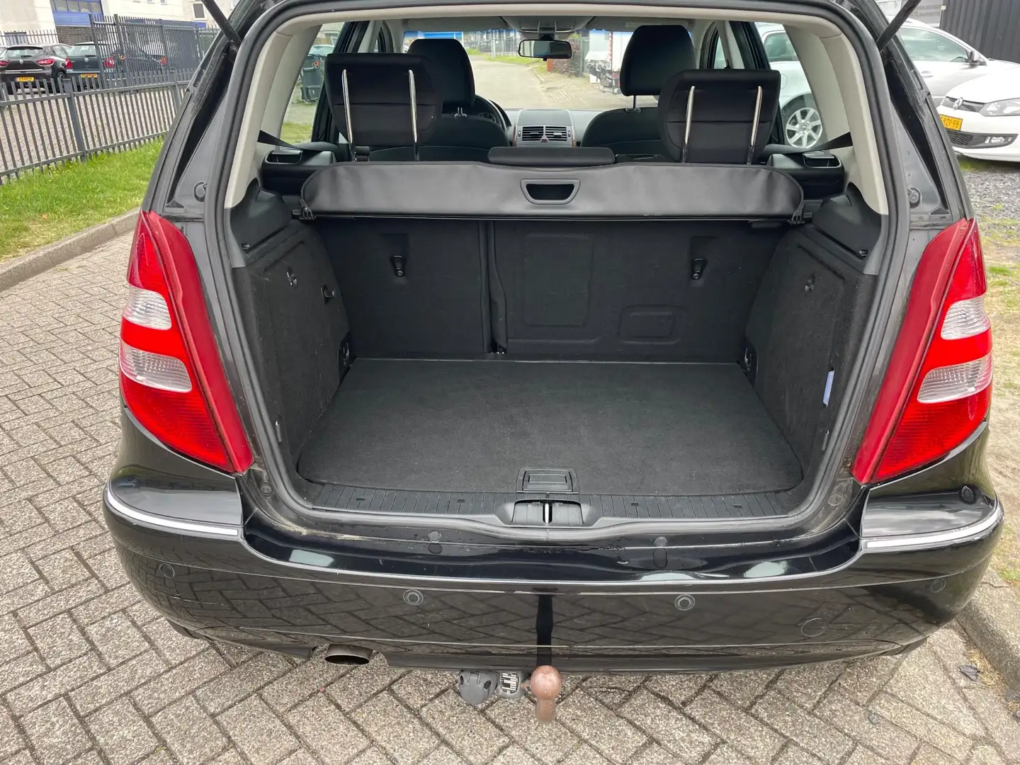 Mercedes-Benz A 170 Elegance Airco, PDC, NAP,Garantie Zwart - 2