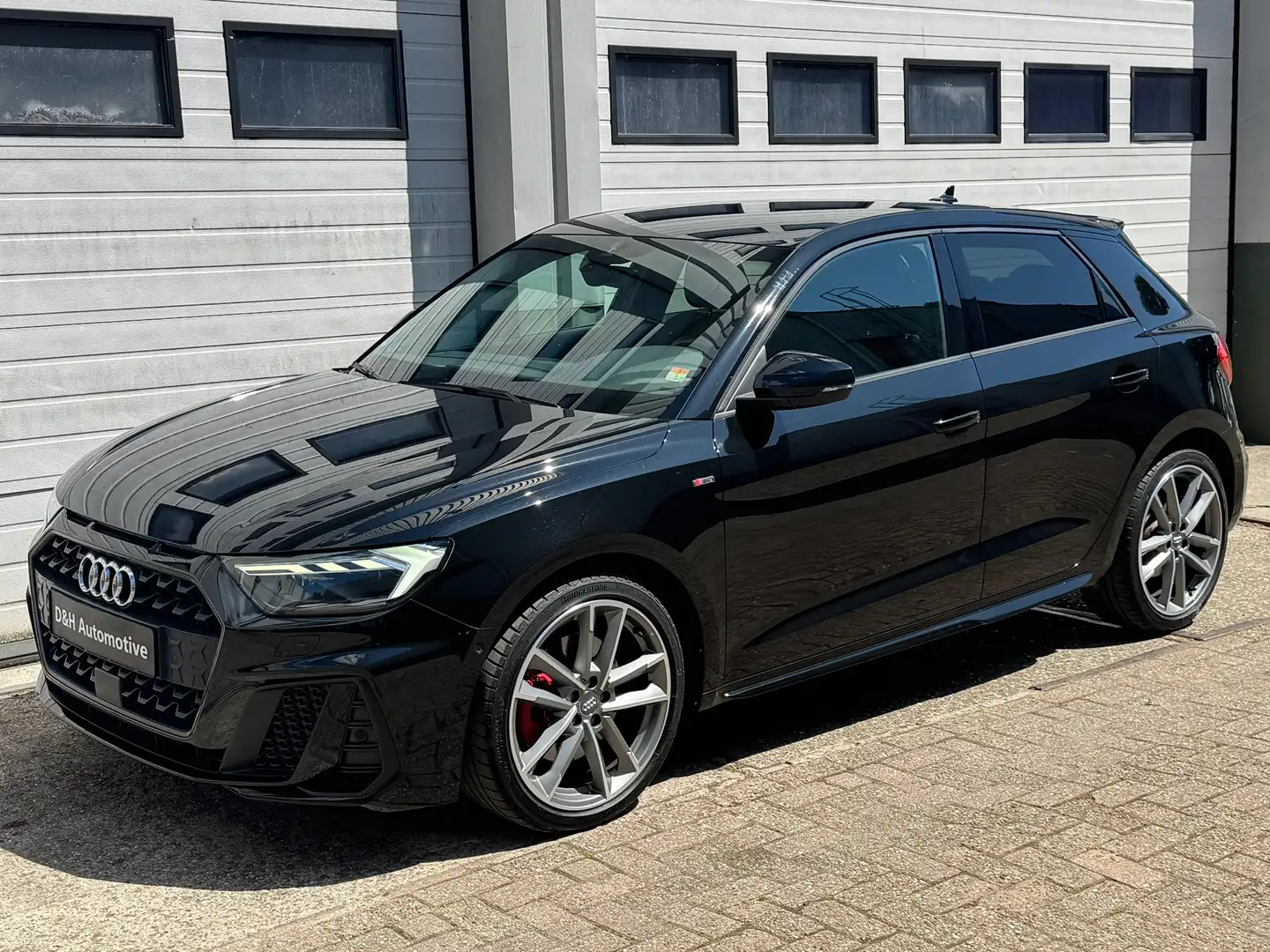 Audi A1 Sportback 30 TFSI 3X S Line CARPLAY/SFEERVERLICHT/ Zwart - 2