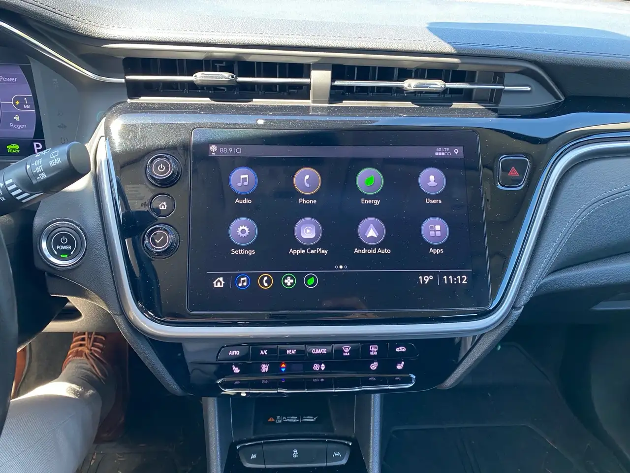 Chevrolet Bolt снимка Chevrolet Bolt