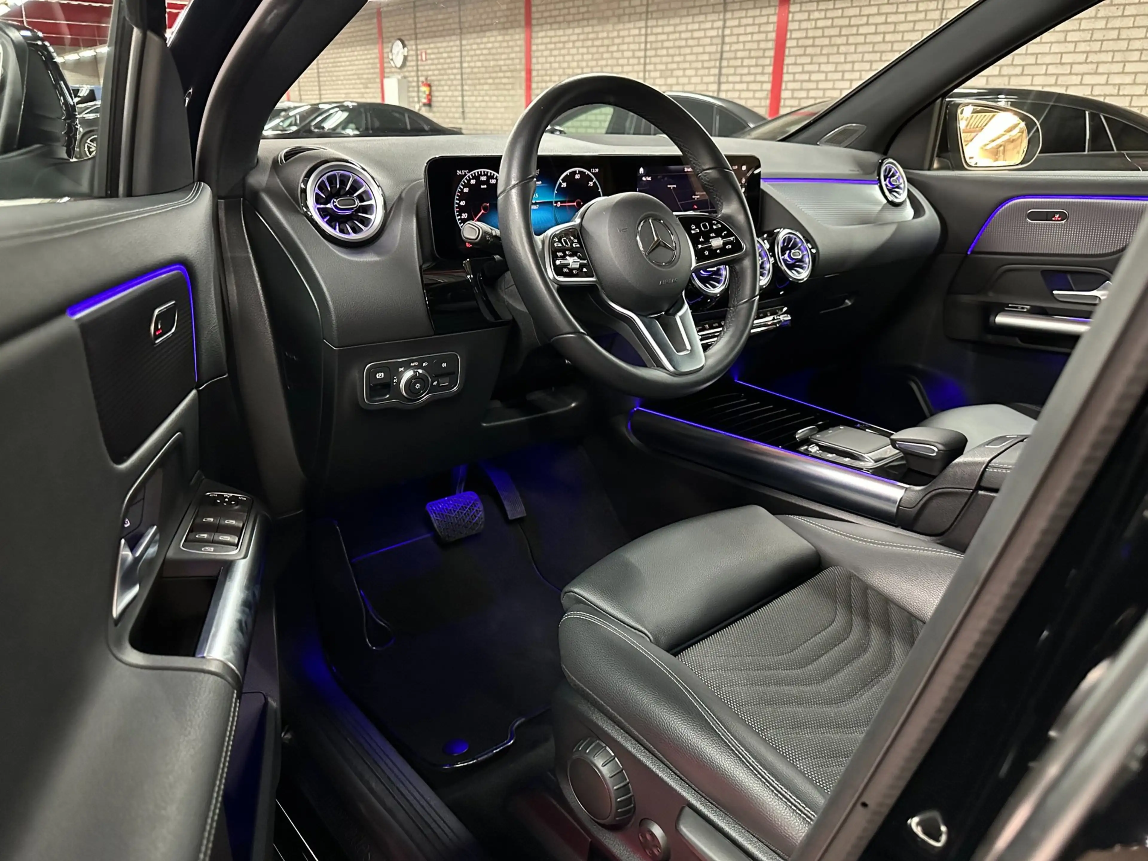 Mercedes-Benz EQA 250 250+ Business Edition, Trekhaak, BTW! — photo 3