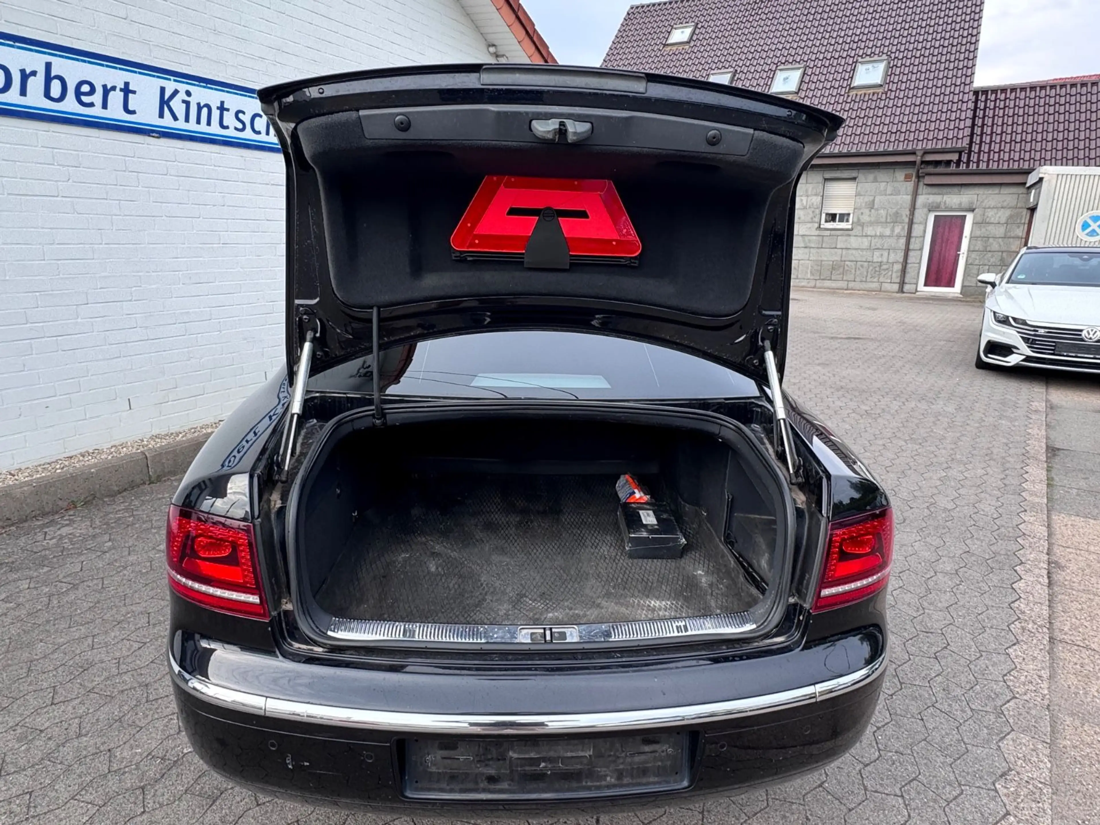 Volkswagen Phaeton V6 TDI Pano Dynaudio LEder Vienna Bi-Xen — photo 12