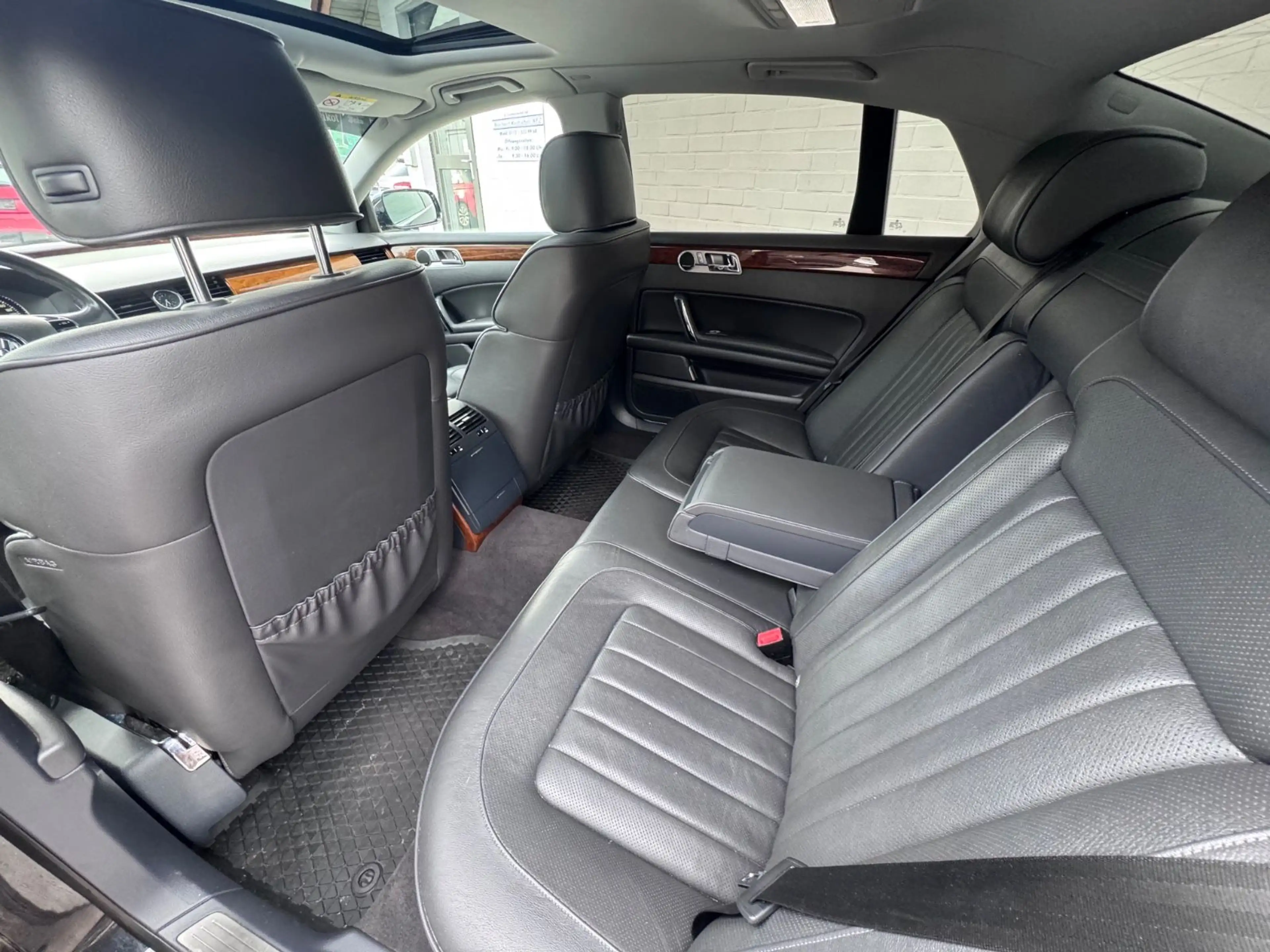 Volkswagen Phaeton V6 TDI Pano Dynaudio LEder Vienna Bi-Xen — photo 6