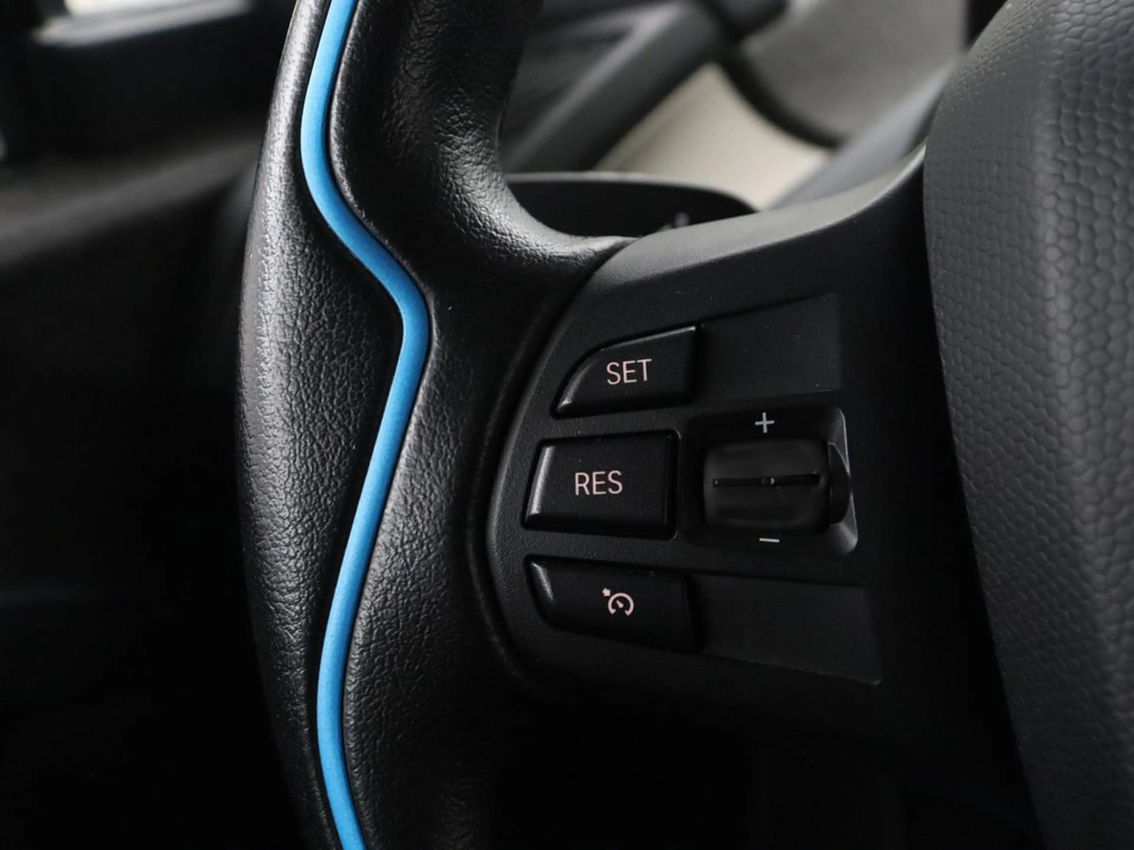 BMW i3 Basis 120Ah 42 kWh | SOH 85 % | Navigatie | LED | — photo 18