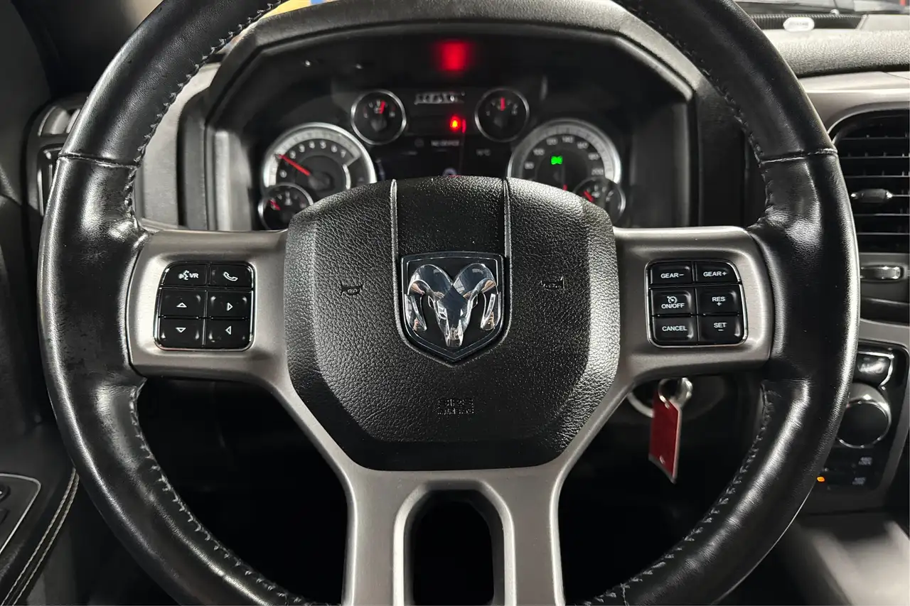 RAM 1500 снимка RAM 1500