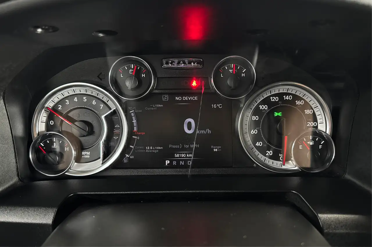 RAM 1500 снимка RAM 1500