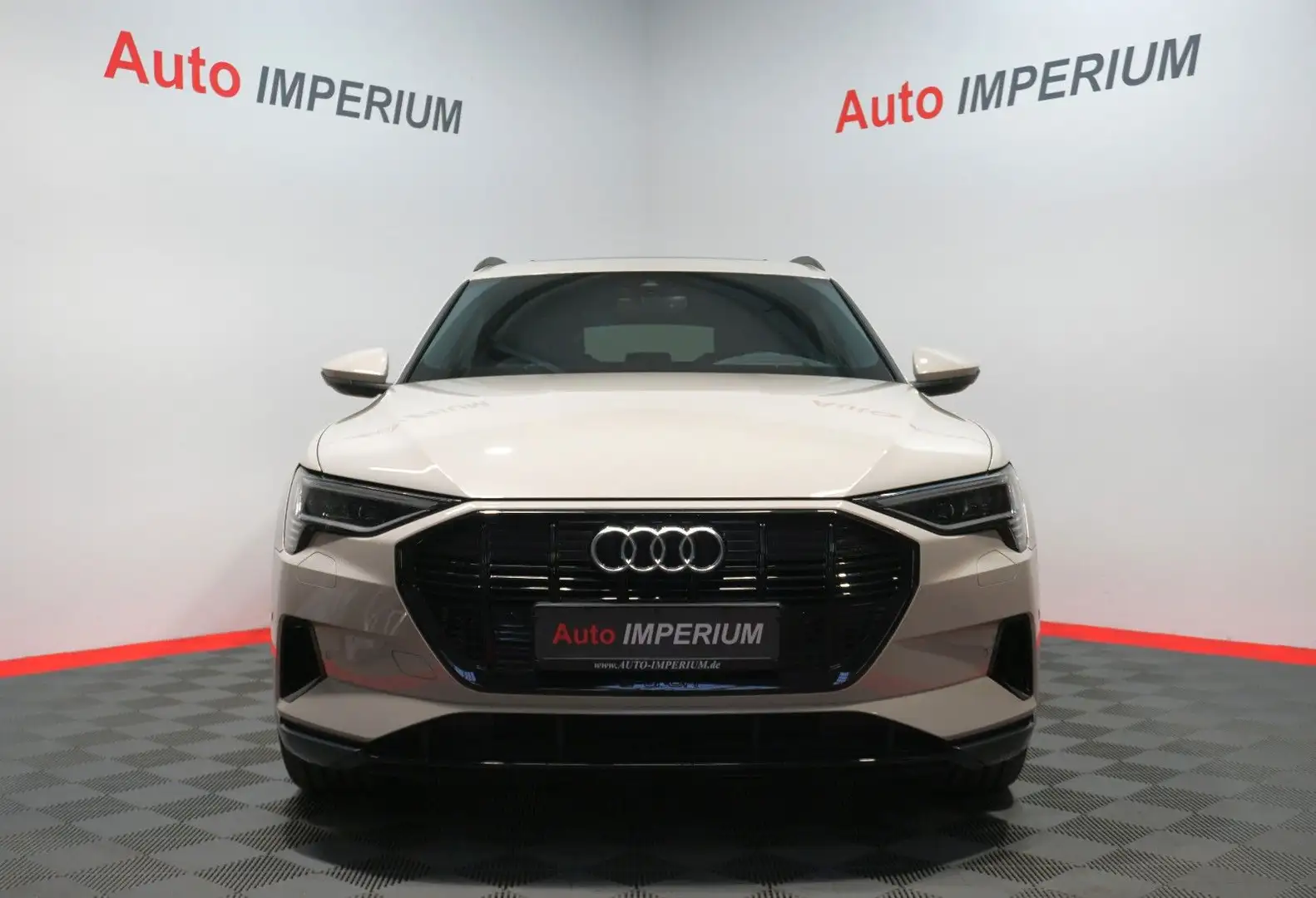 Audi e-tron 50 quattro S line*ACC*Matrix*Panorama*AHK Beige - 2