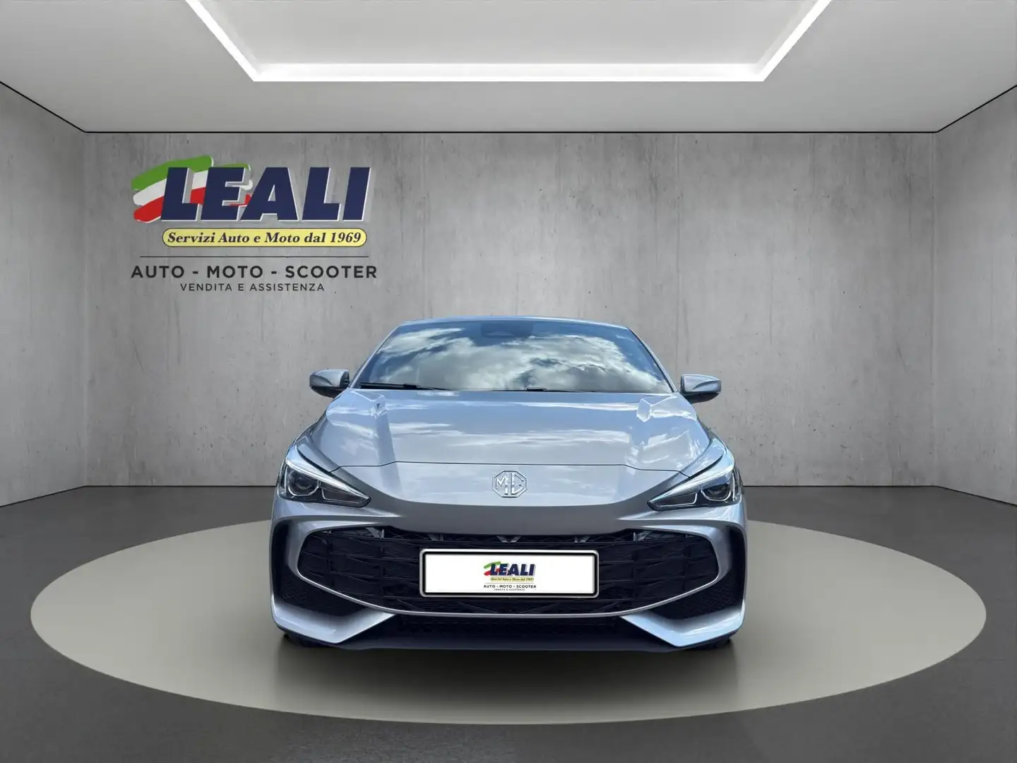 MG MG3 MG3 5p  1.5 Hybrid+ AT  194cv complessivi  STANDA Silber - 2