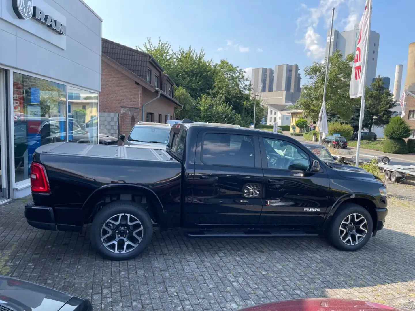 Dodge RAM 1500 Laramie Sport Mod. 2025*TWIN TURBO*LPG* Noir - 2