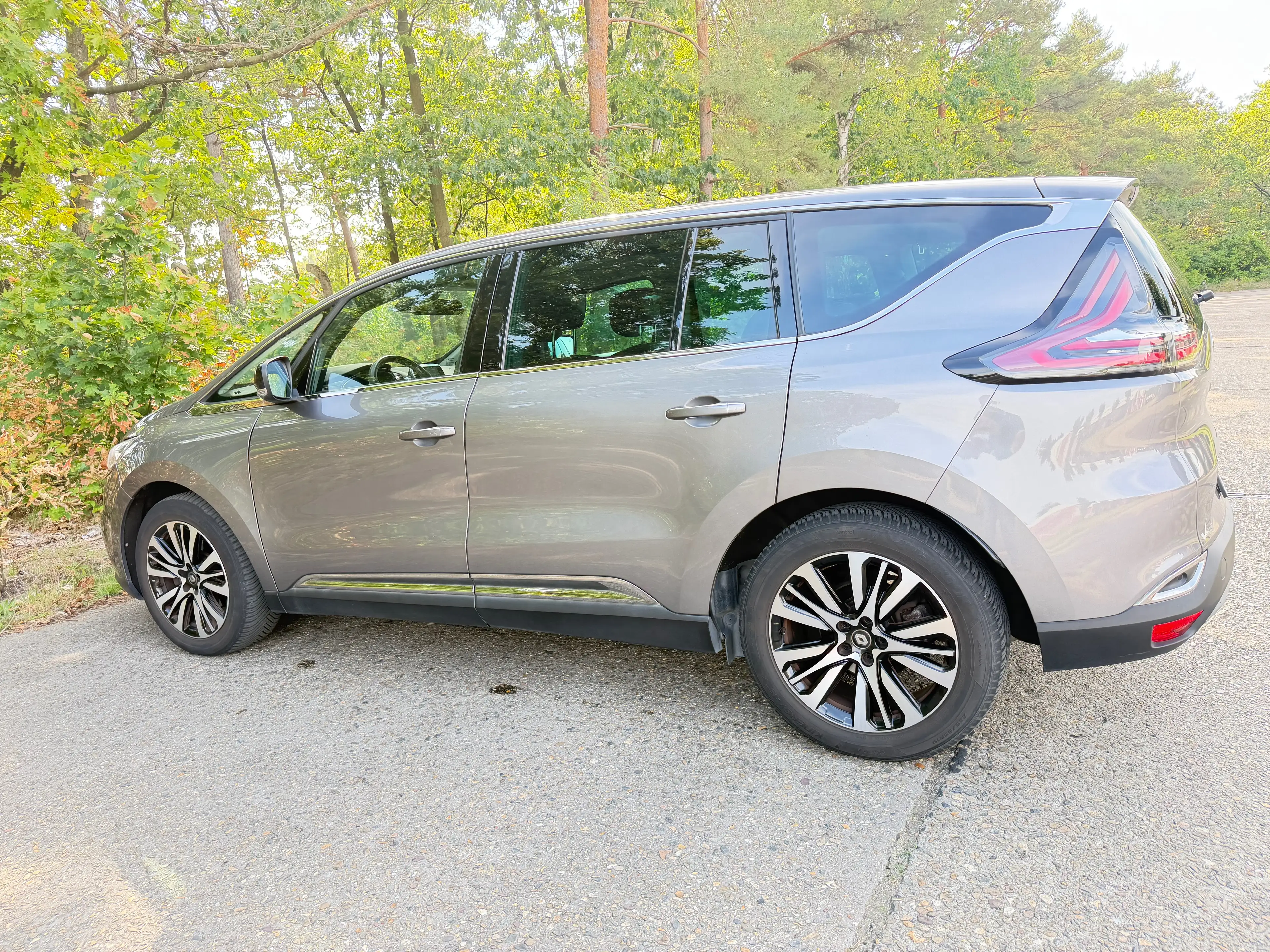 Renault Espace Espace 1.6 TCe Energy Initiale  Paris EDC. 7 plaatsen — photo 3