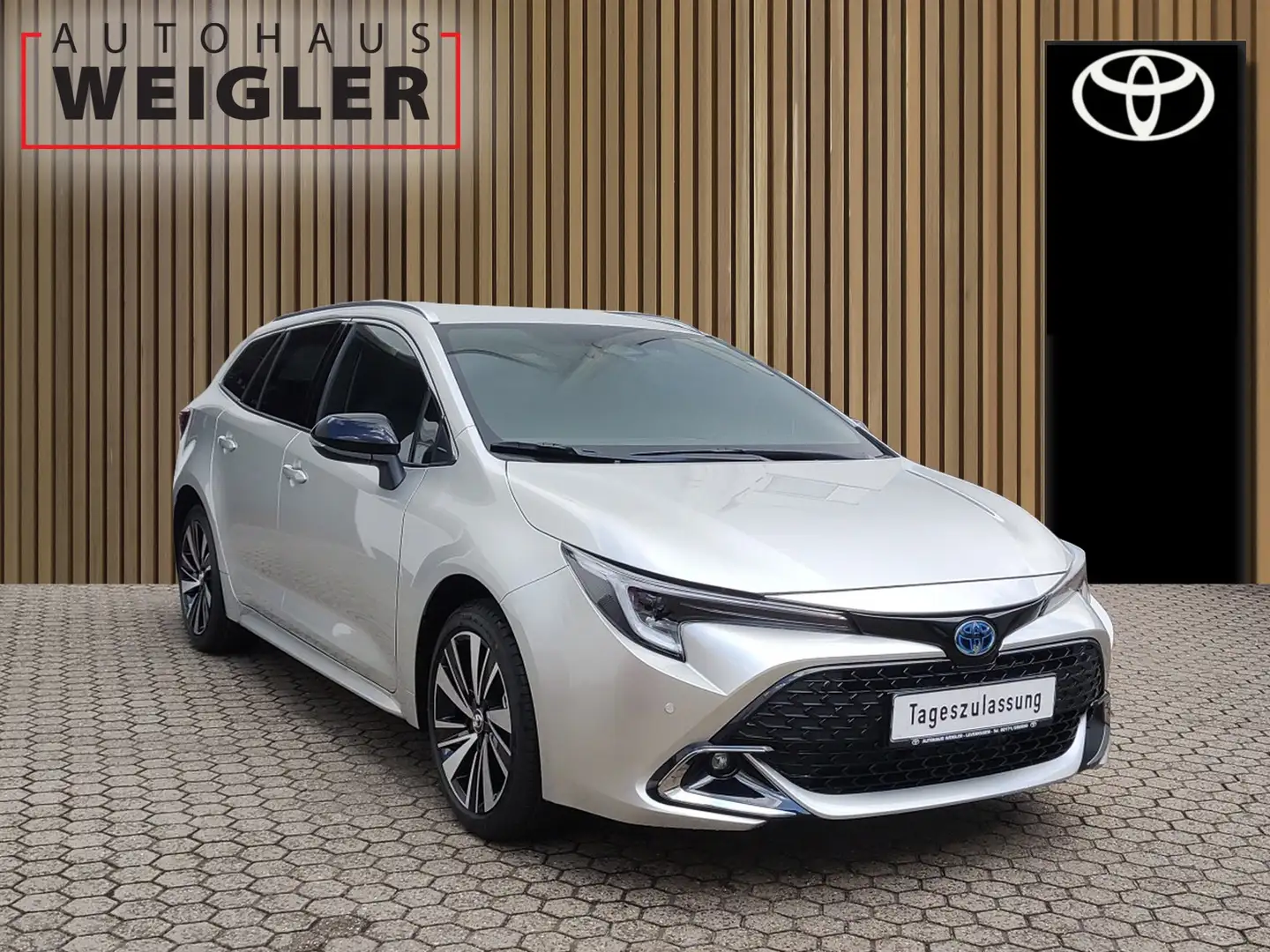 Toyota Corolla TS Hybrid 1.8 Teamplayer Technik-Paket Argent - 2