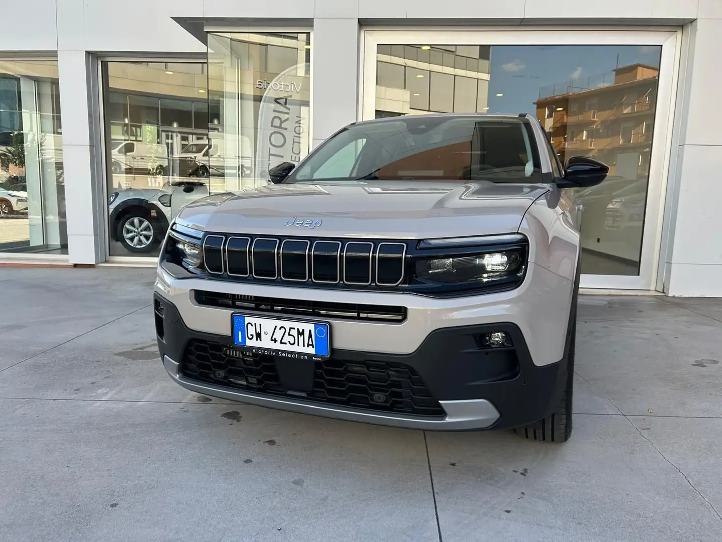 Jeep Avenger AVENGER 1.2 TURBO 100 CV C.MANUALE SUMMIT KEYLESS Beżowy - 2