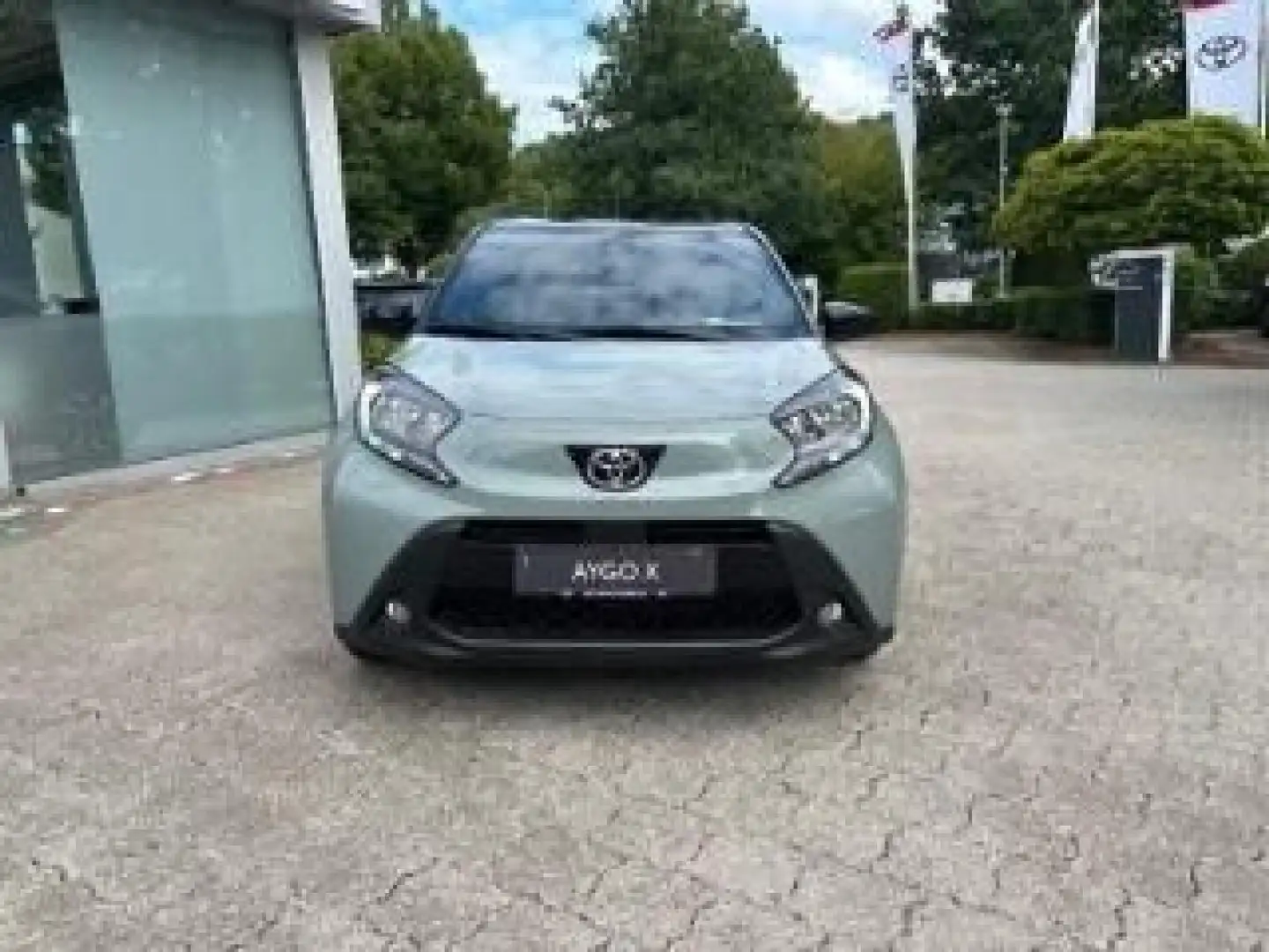 Toyota Aygo X Teamplayer Grün - 2