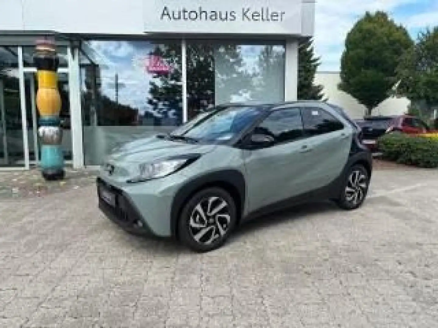 Toyota Aygo X Teamplayer Grün - 1