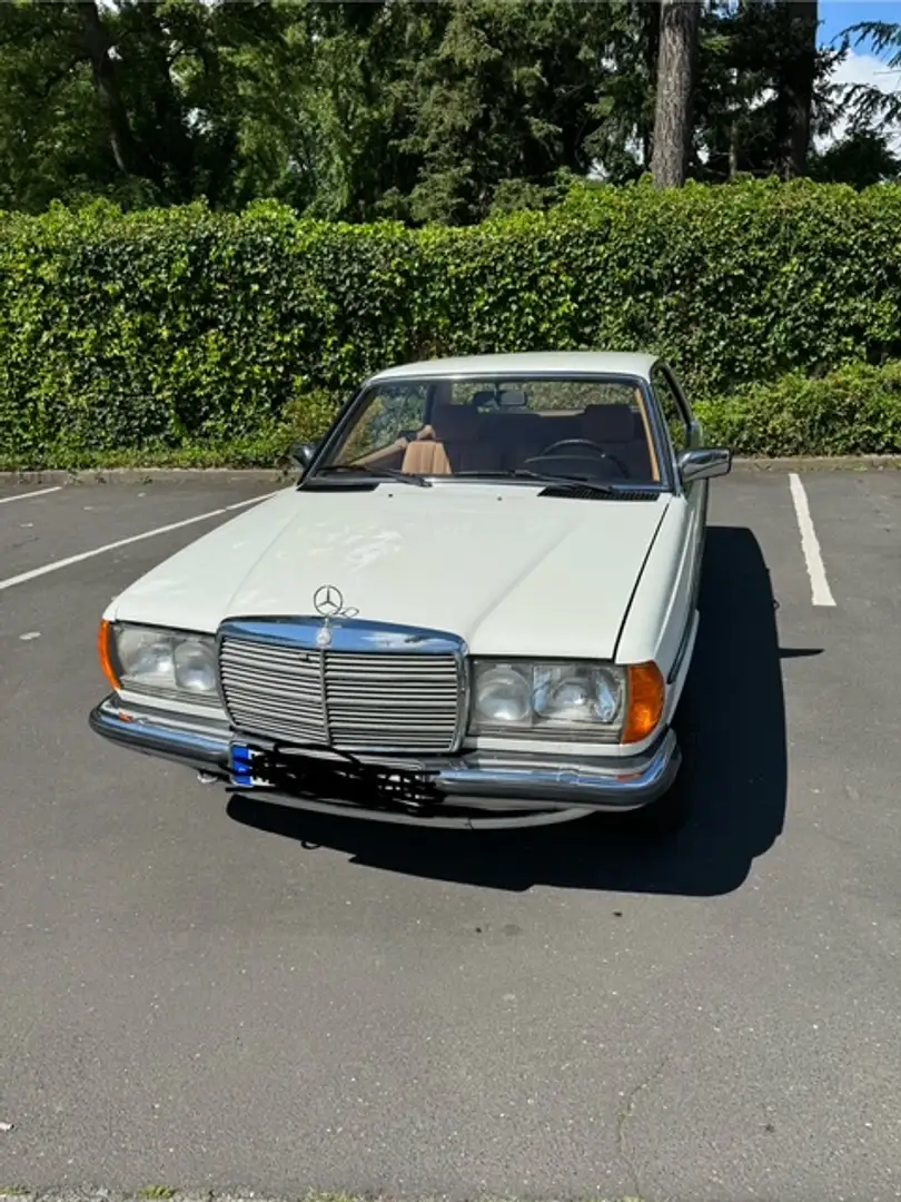 Mercedes-Benz 230 Weiß - 1