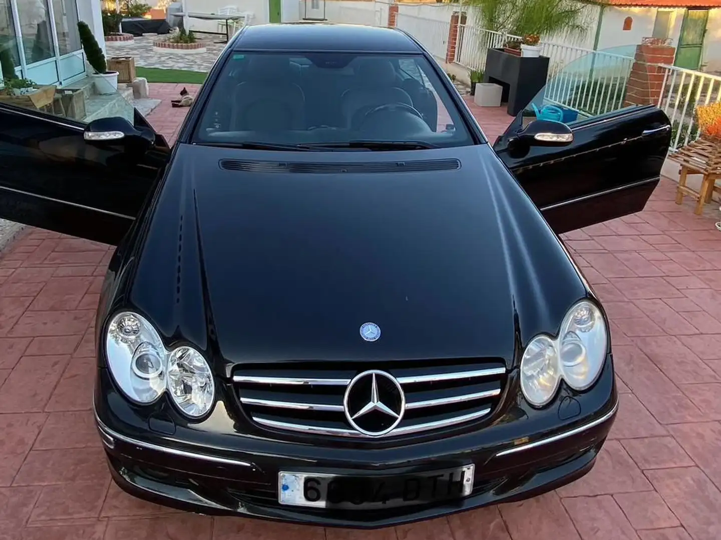 Mercedes-Benz CLK 220 CLK 220CDI Schwarz - 1