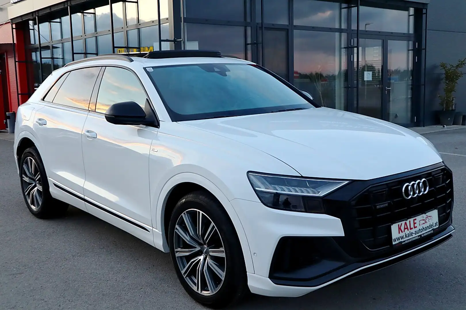Audi Q8 50 TDI quattro Tiptronic *S-Line*Panoramadach* Weiß - 2