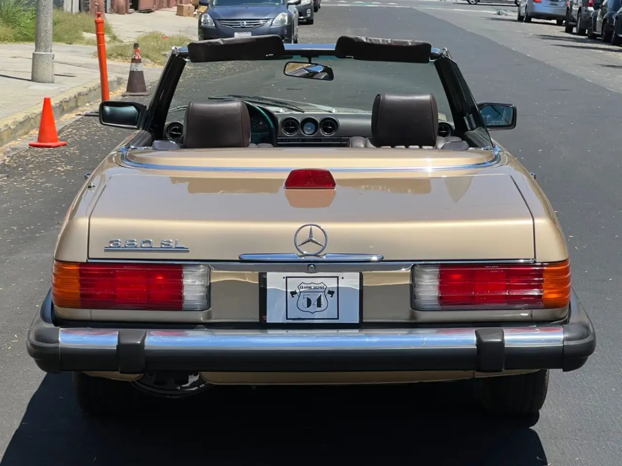 Mercedes-Benz SL 380, foto 4