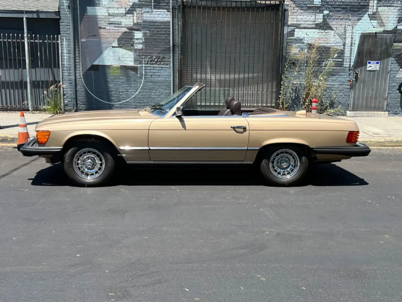Mercedes-Benz SL 380, foto 5