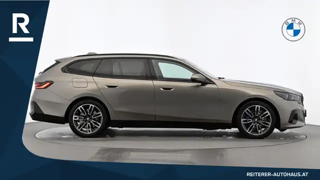 BMW 5 Series view 6