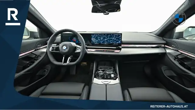 BMW 5 Series view 12