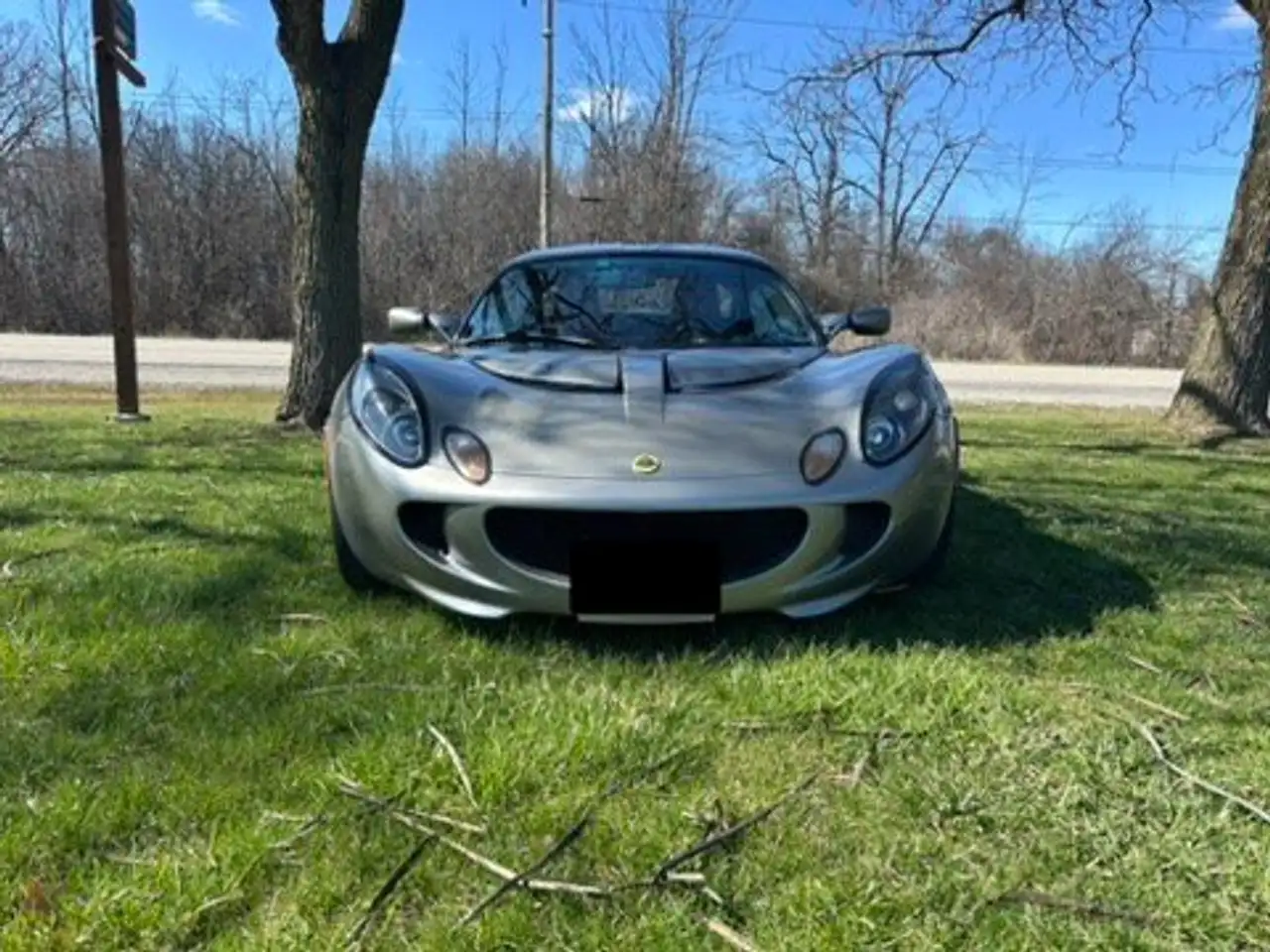Lotus Elise снимка Lotus Elise