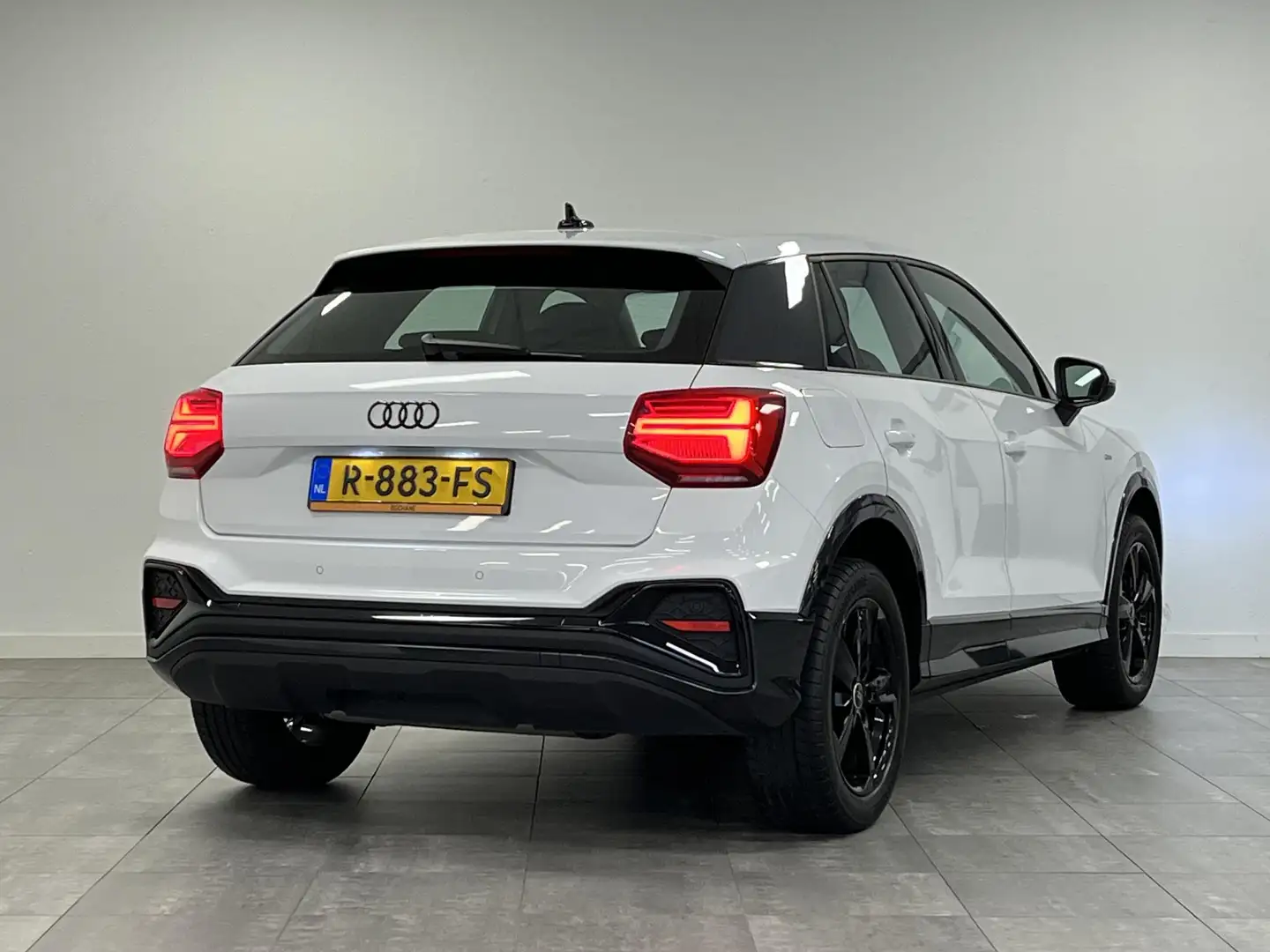 Audi Q2 30 TFSI S-Line | ORG.NL | VIRTUAL | CARPLAY | Weiß - 2
