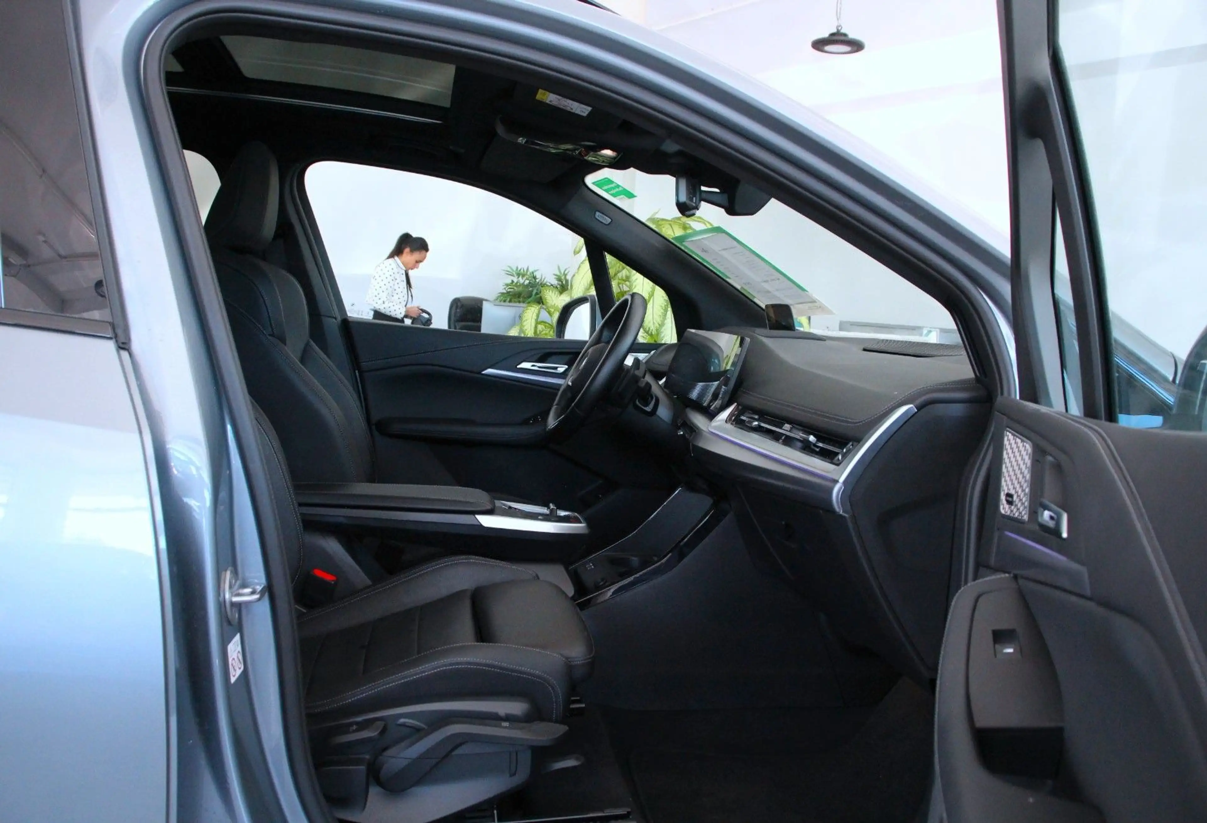 BMW 218 M Sport (U06)*A-LED*Pano*360° — photo 15