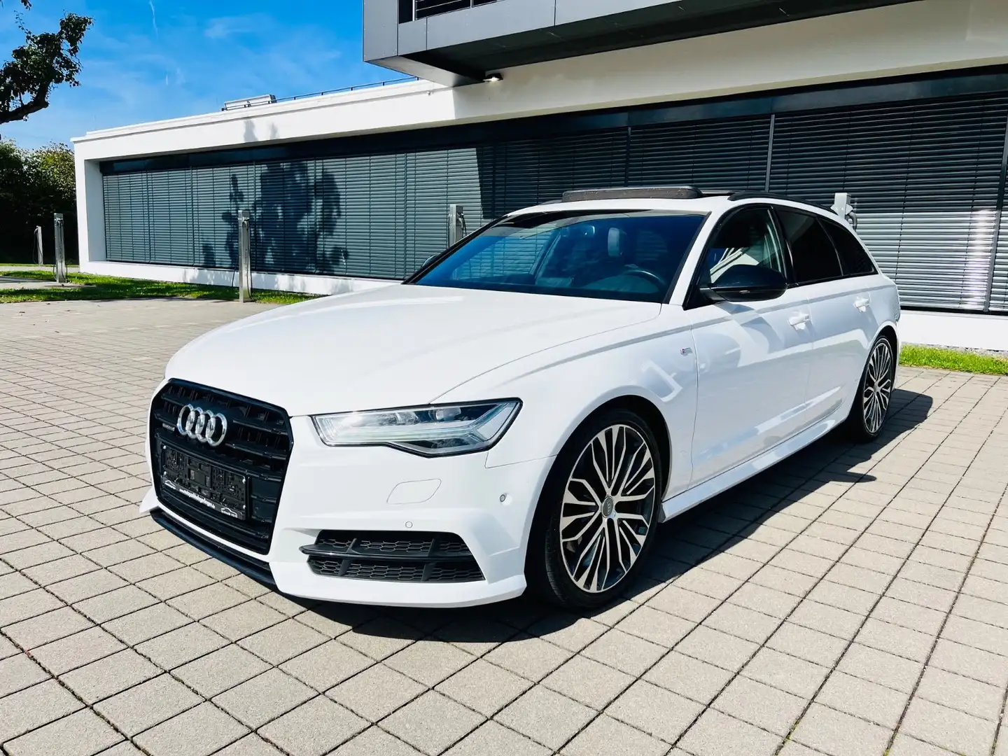 Audi A6 Avant 3.0 TDI quattro*S-LINE*BLACK EDIT*PANO* Blanc - 2