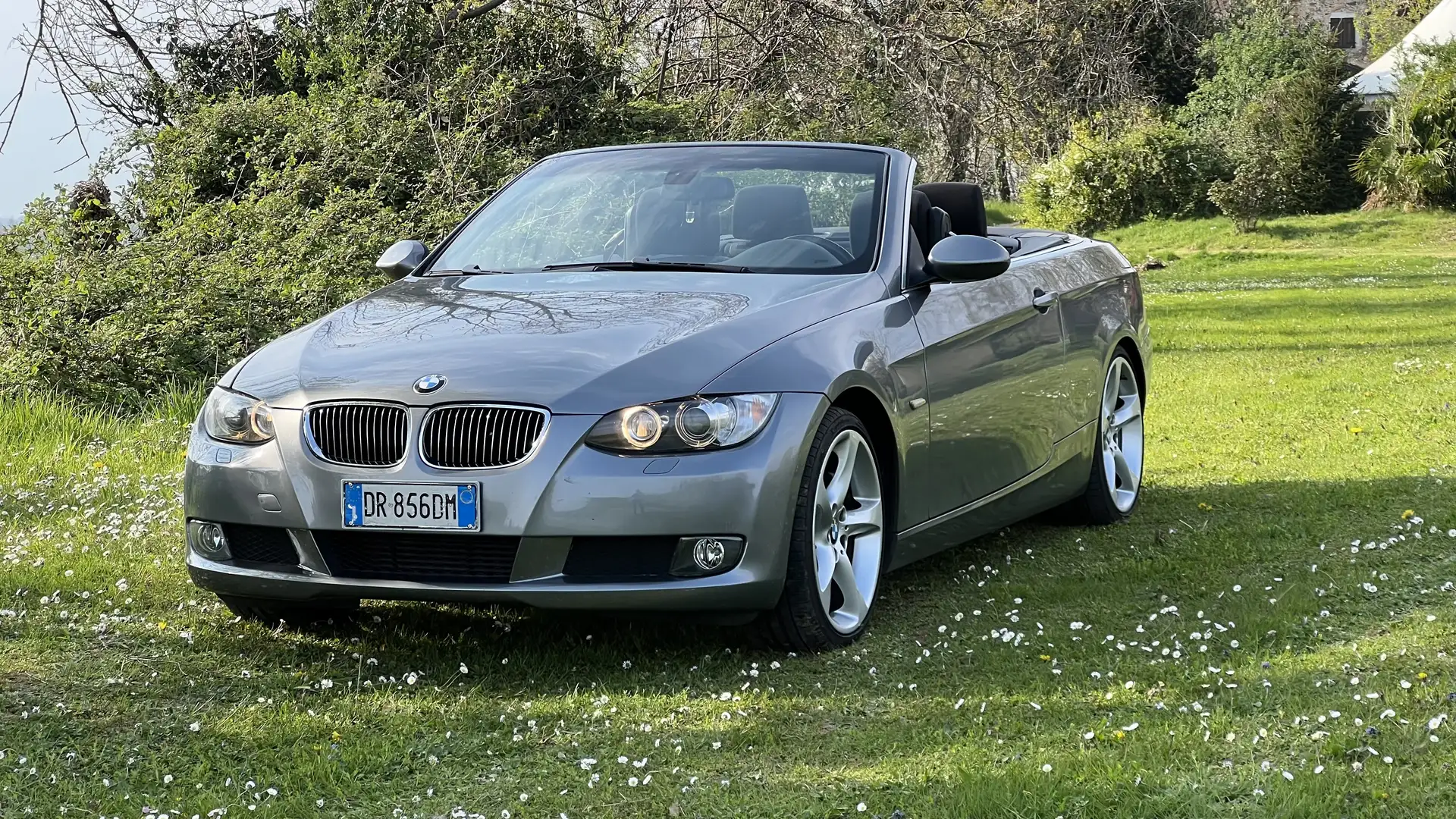 BMW 330 BMW 330d - 2