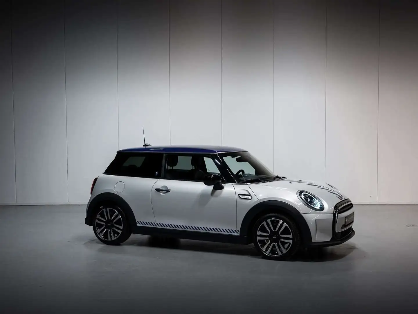 MINI Cooper Cooper AUT Noir - 1
