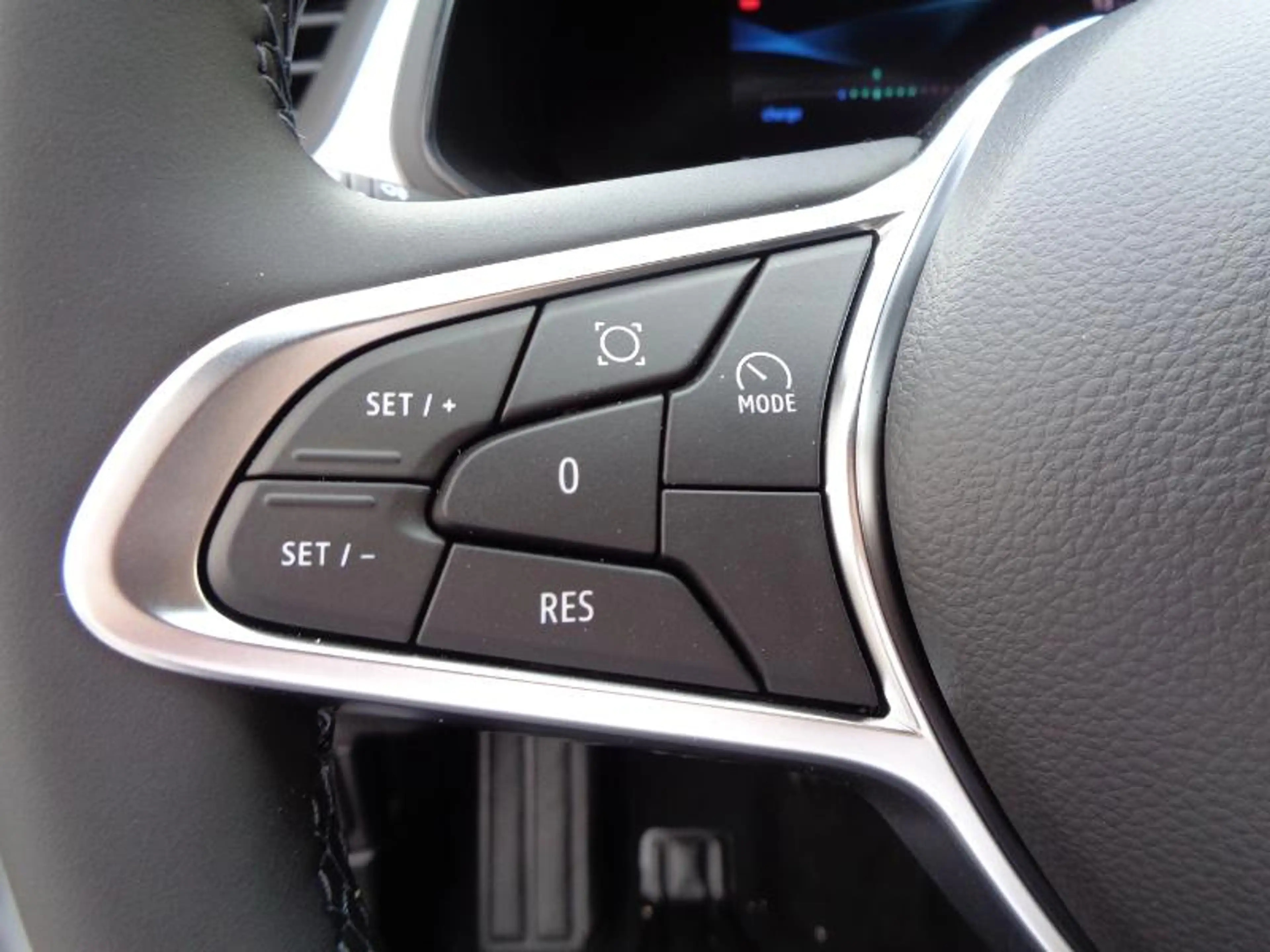 Mitsubishi Grandis Diamant PLUS 1.8 Hybrid — photo 13