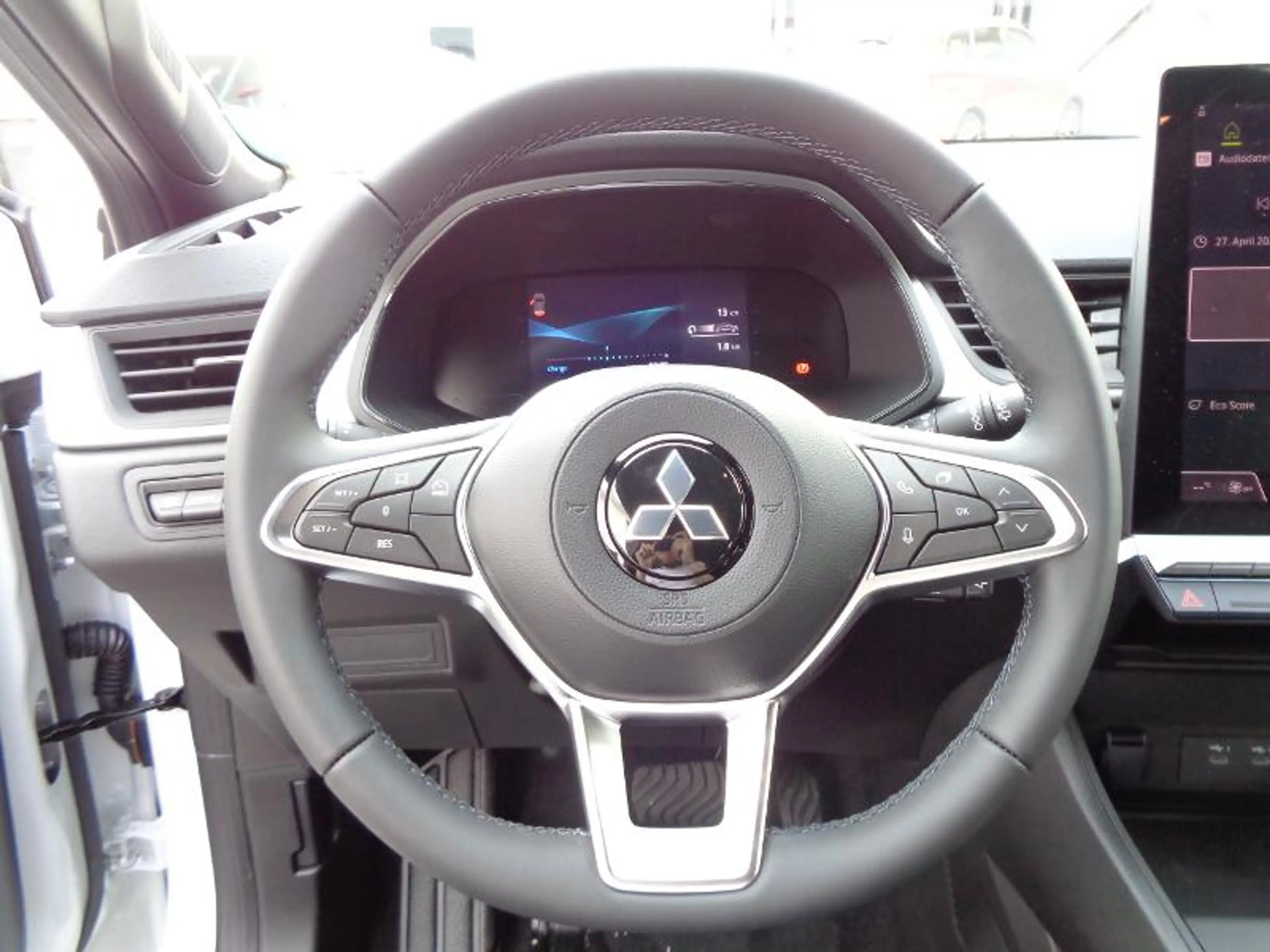 Mitsubishi Grandis Diamant PLUS 1.8 Hybrid — photo 12