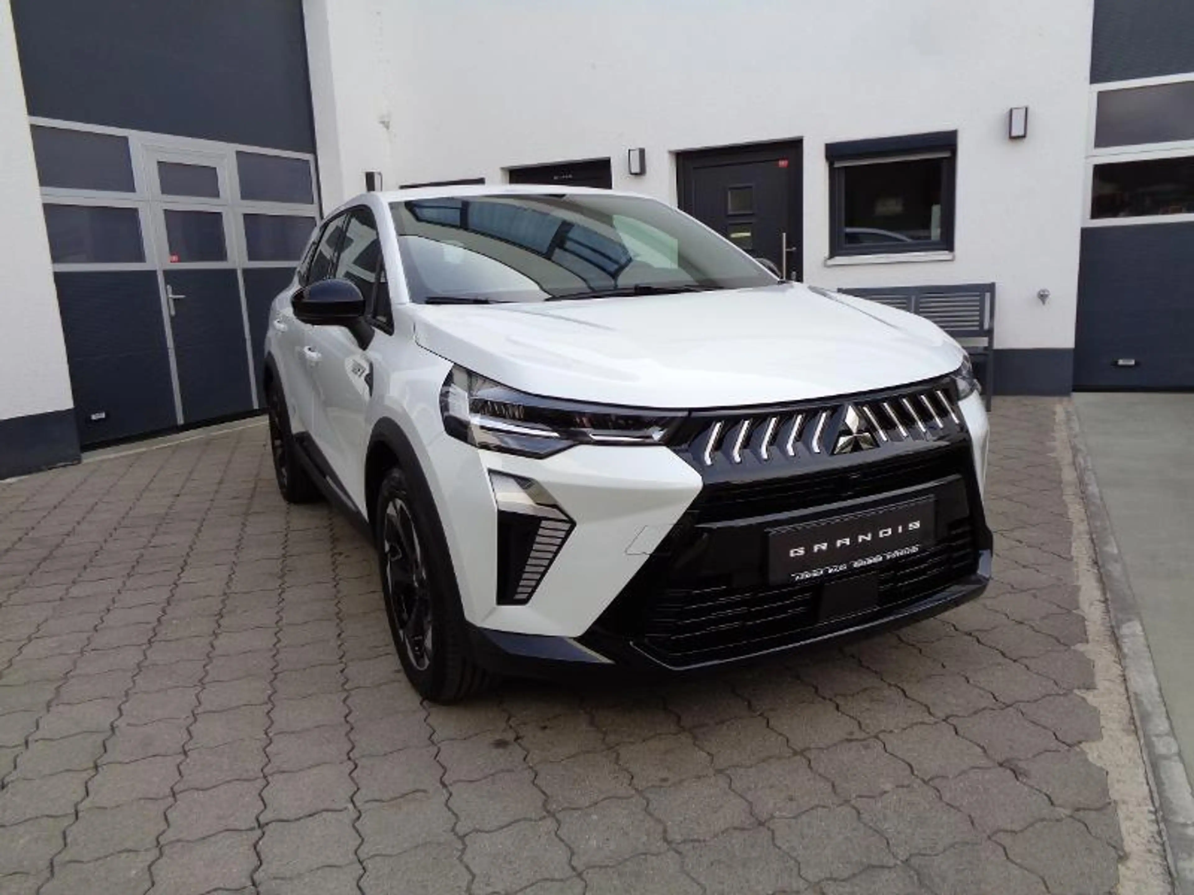 Mitsubishi Grandis Diamant PLUS 1.8 Hybrid