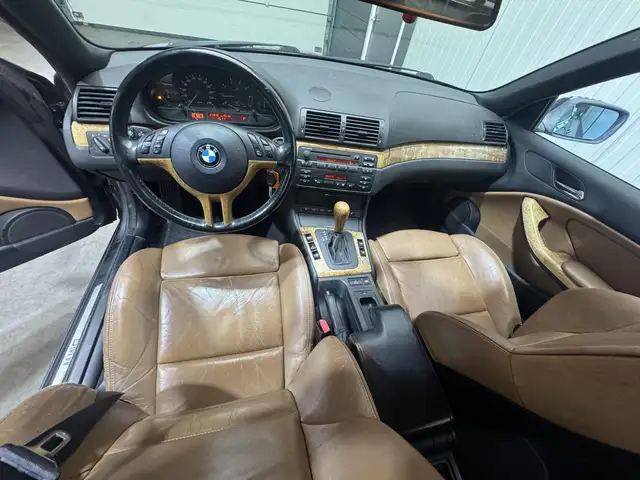 BMW 3 Series view 15