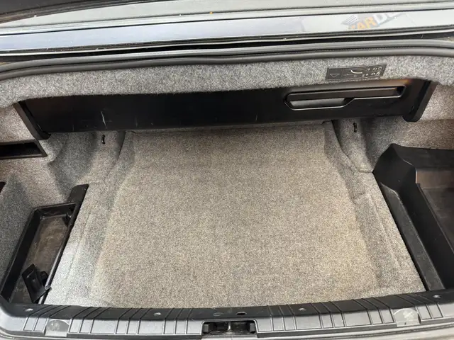 BMW 3 Series view 13