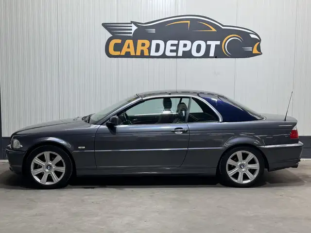 BMW 3 Series view 12