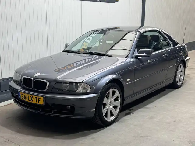 BMW 3 Series view 2