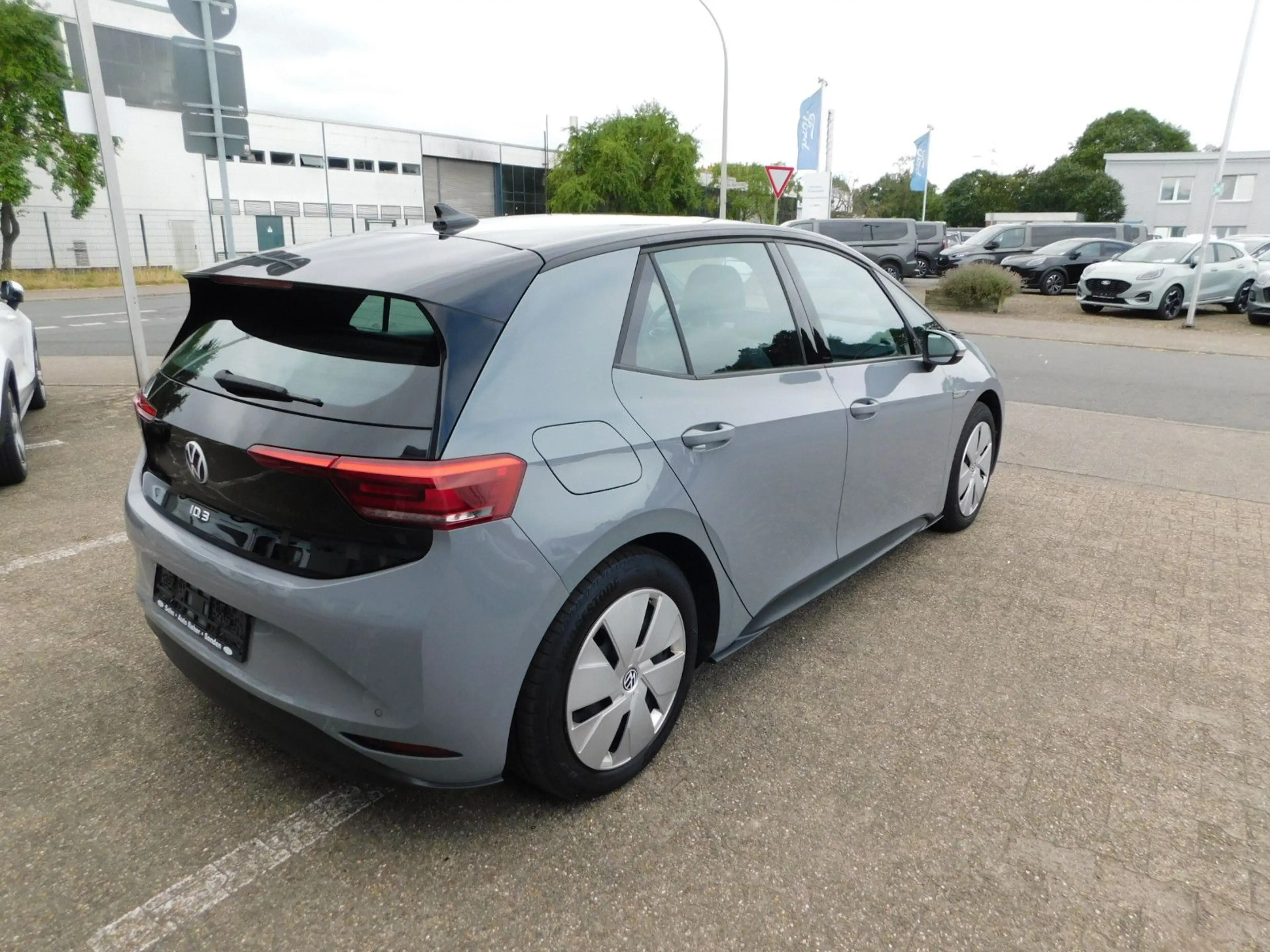 Volkswagen ID.3 Pro 107 kW — photo 4