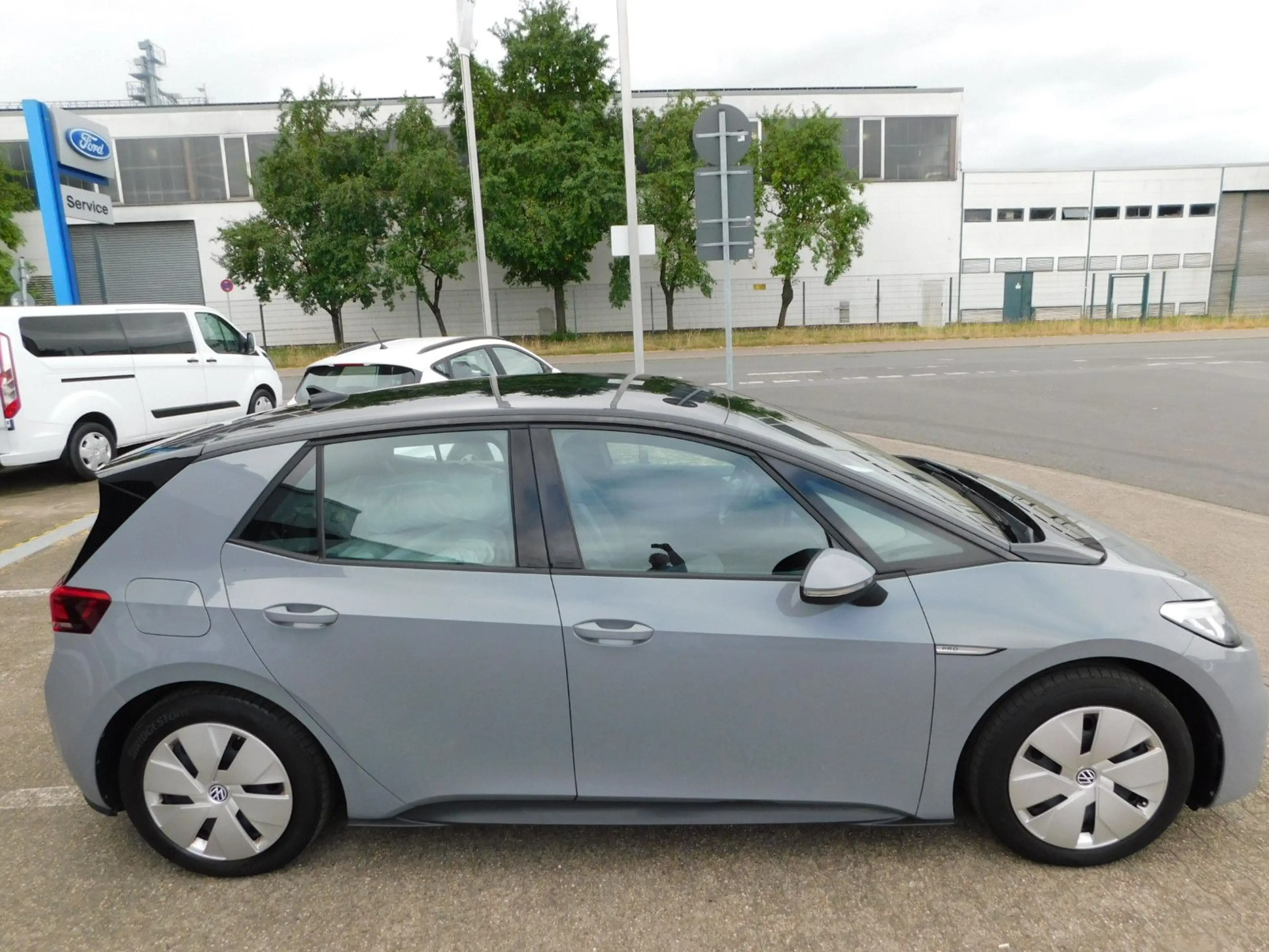 Volkswagen ID.3 Pro 107 kW — photo 8