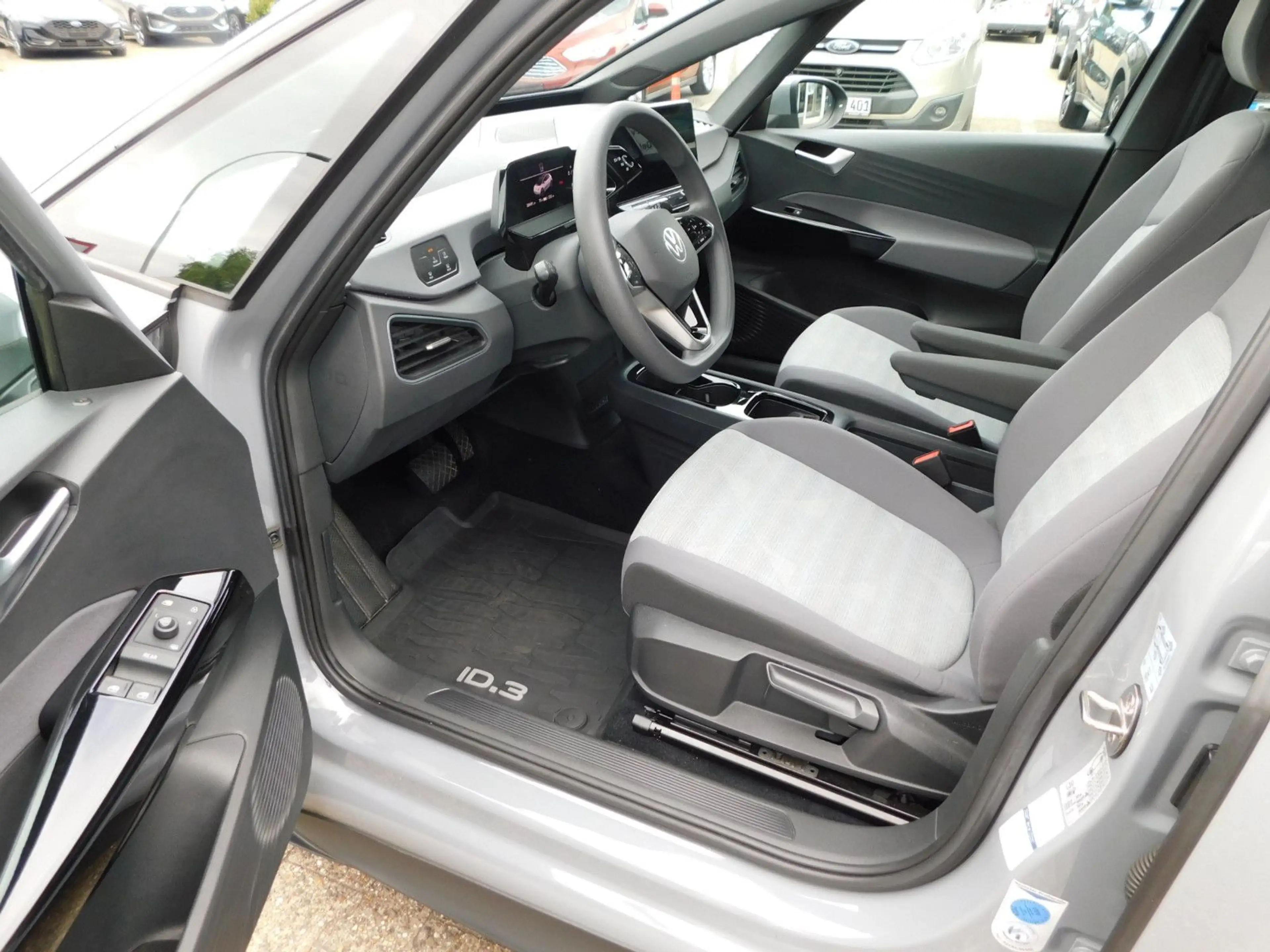 Volkswagen ID.3 Pro 107 kW — photo 15