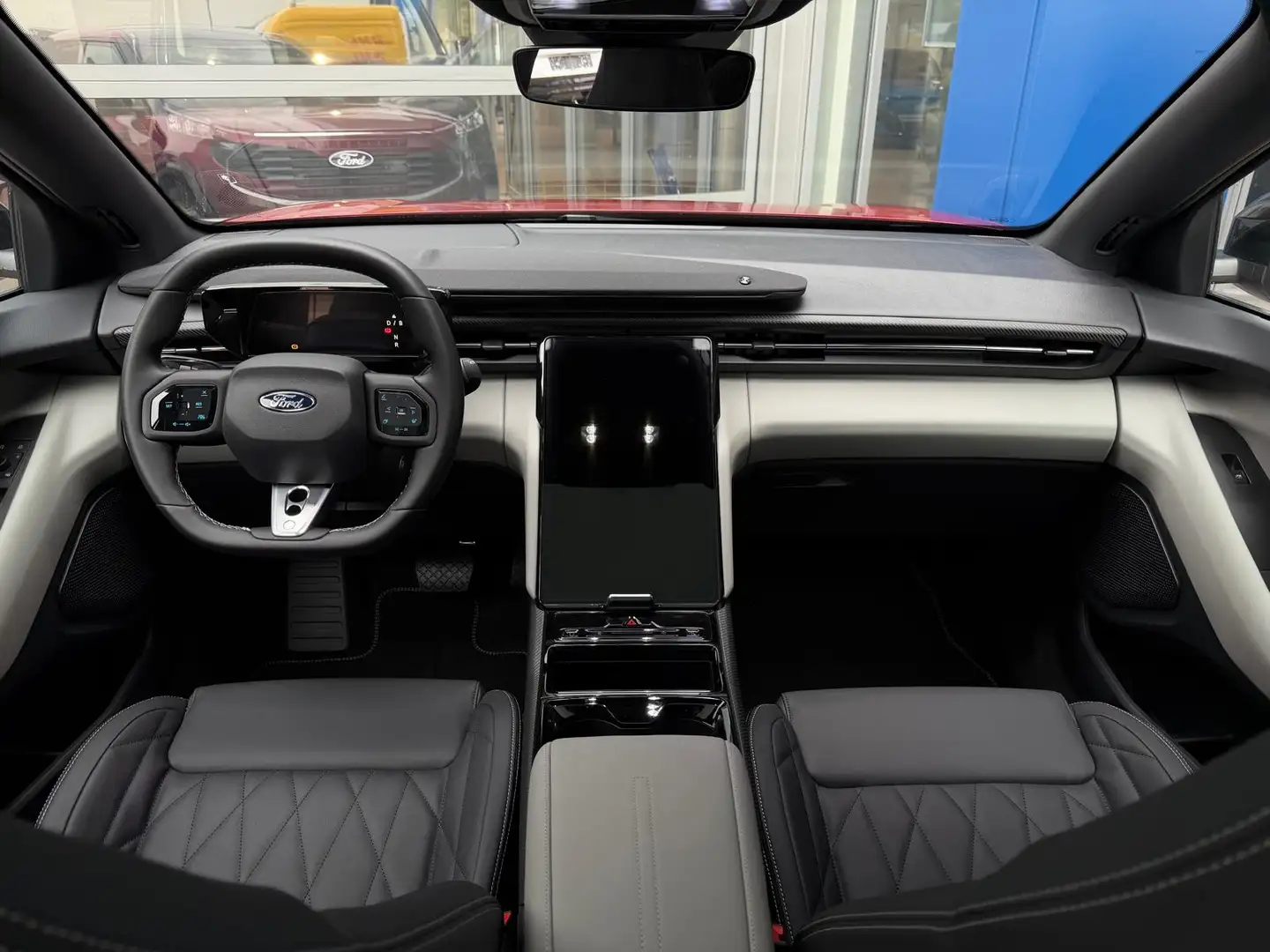 Ford Capri Premium Extended Range RWD 77 kWh | 21 inch | Pano Rood - 2