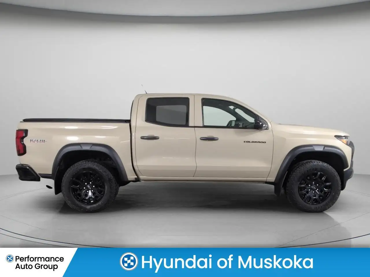Chevrolet Colorado снимка Chevrolet Colorado