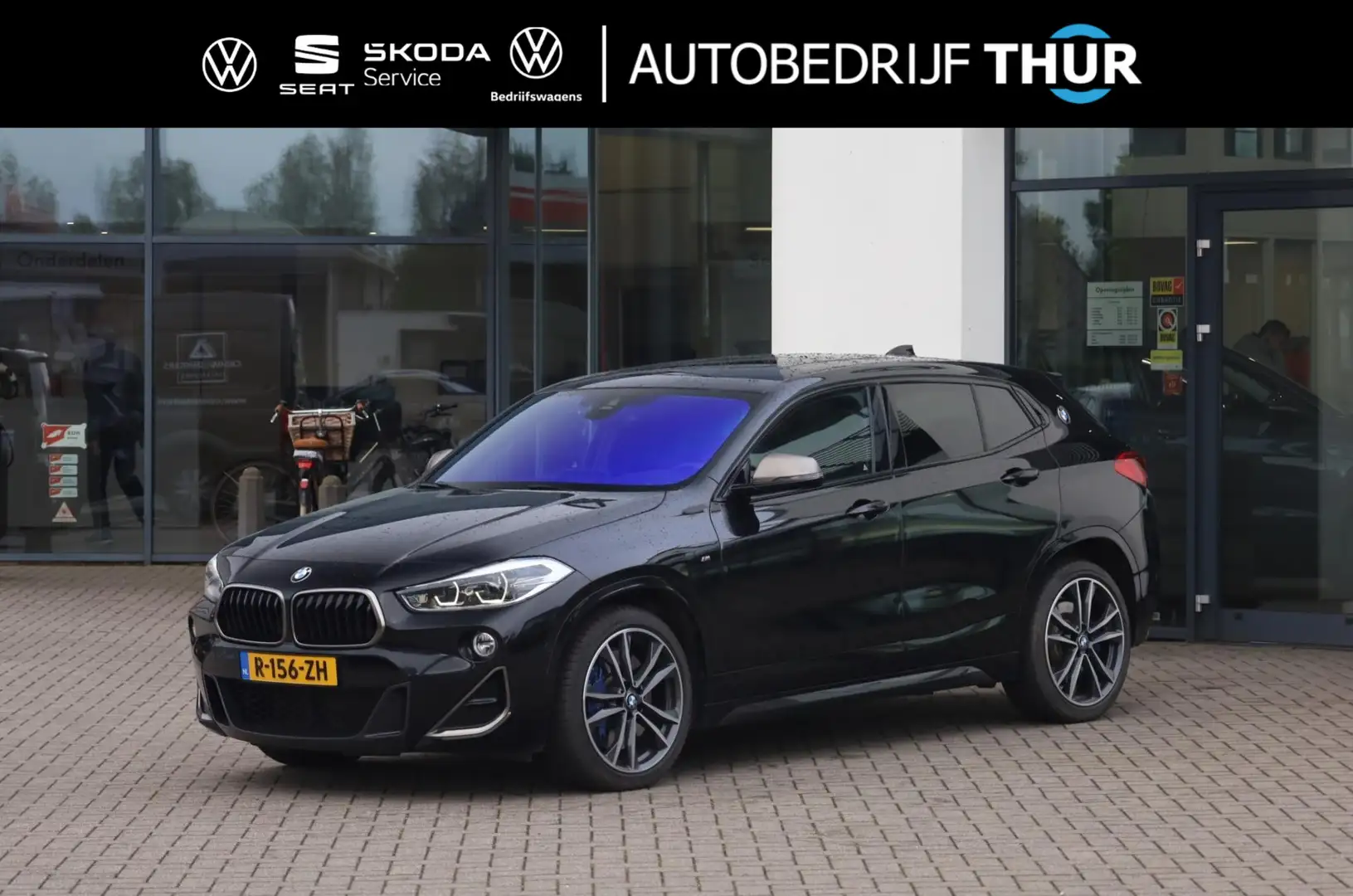 BMW X2 M35i High Executive Edition 306PK / 225kW, 19" LMV Zwart - 1