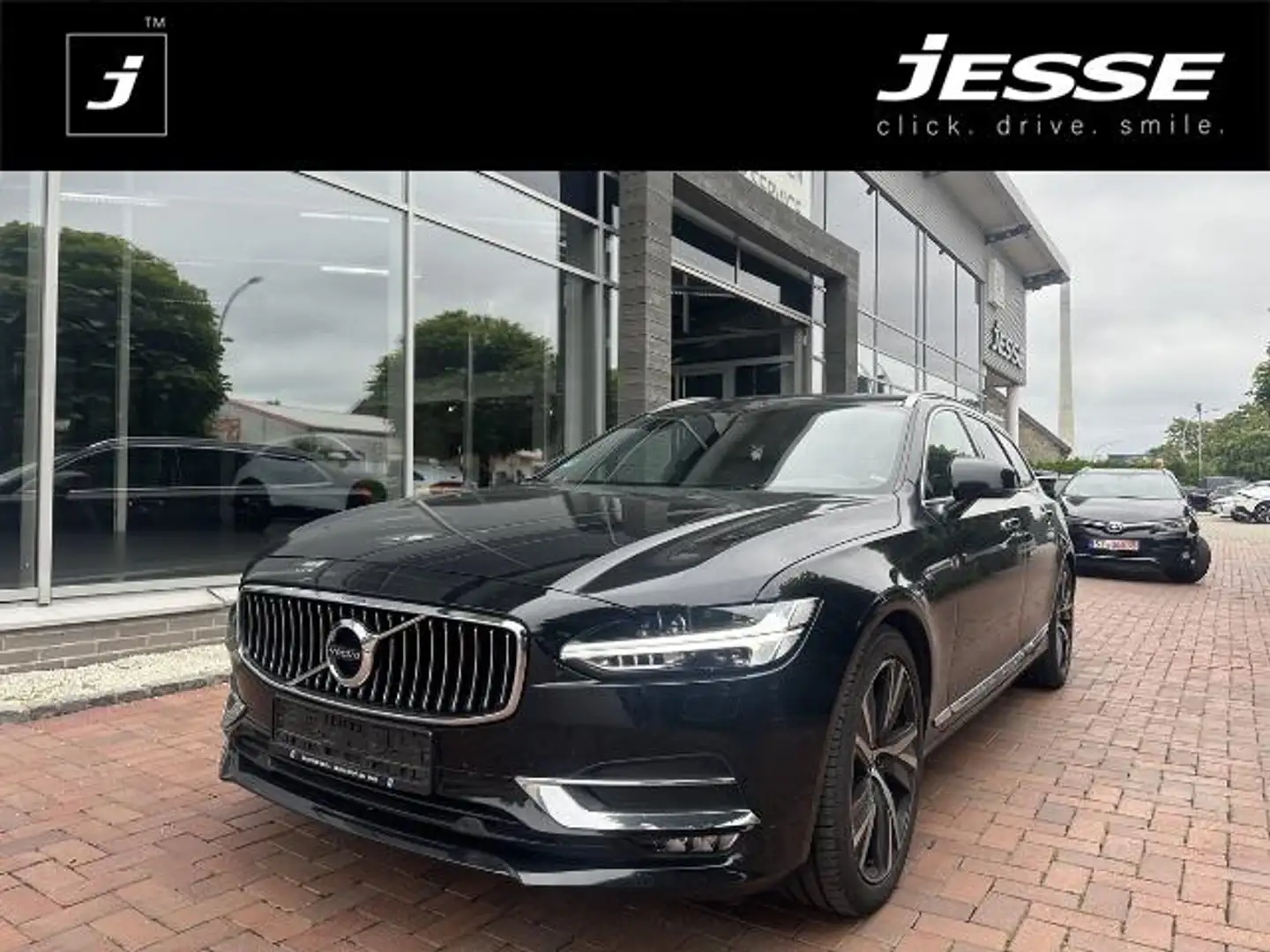 Volvo V90 D5 AWD DPF Inscription LED Temp AHK R.Cam Schwarz - 1