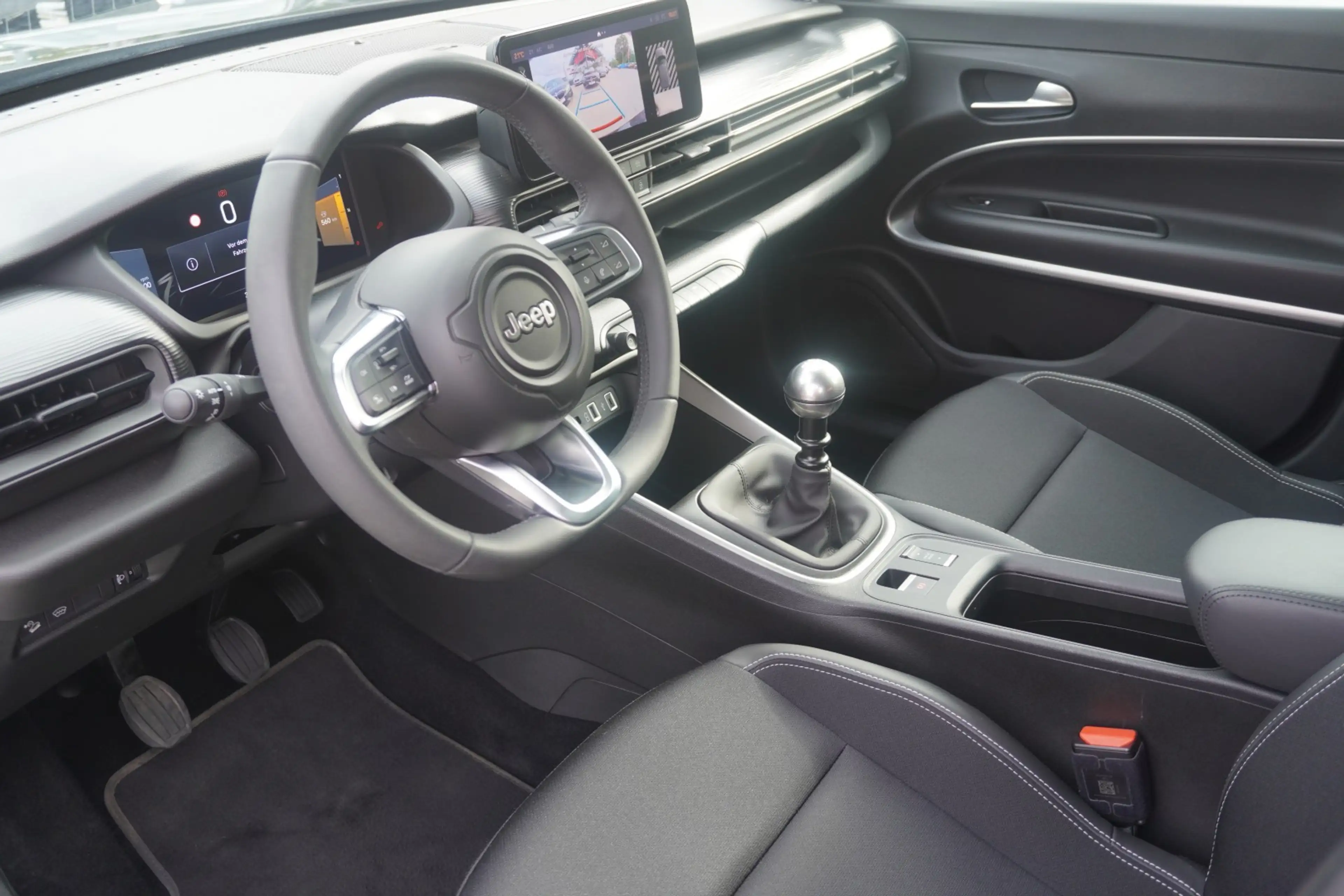 Jeep Avenger 1.2 Altitude LED Navi ACC Kamera DAB — photo 11