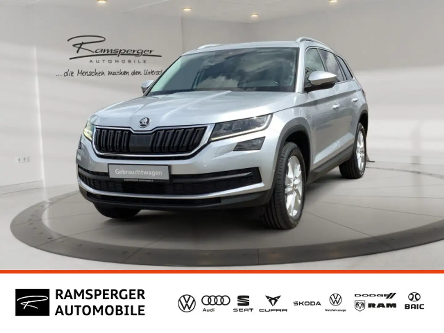 Skoda Kodiaq 2.0 TDI DSG Style 4x4 AHK GRA Standh. LED Silber - 1