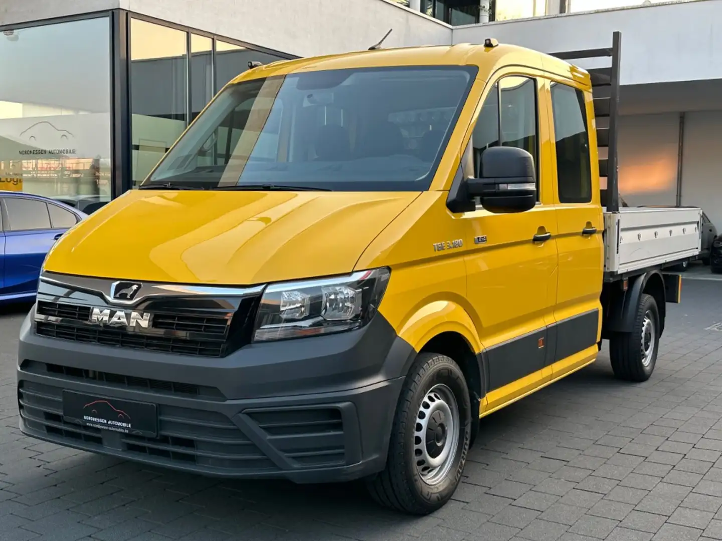 MAN TGE 3.180 4x4 Pritsche Doka | Navi | Klima Sárga - 1