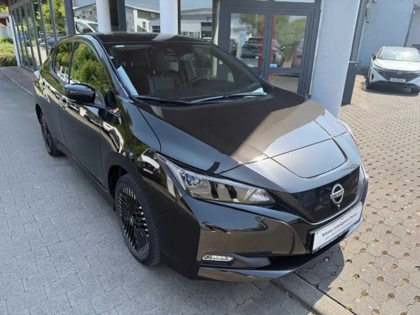 Nissan Leaf LEAF 62kWh e+Tekna NAVI 360° Kamera Propilot LED Zwart - 1