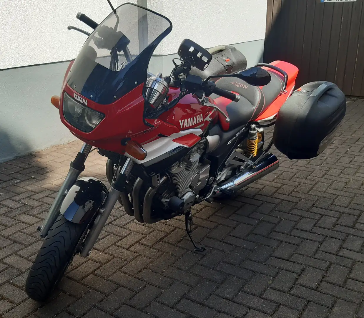 Yamaha XJR 1300 Rosso - 2